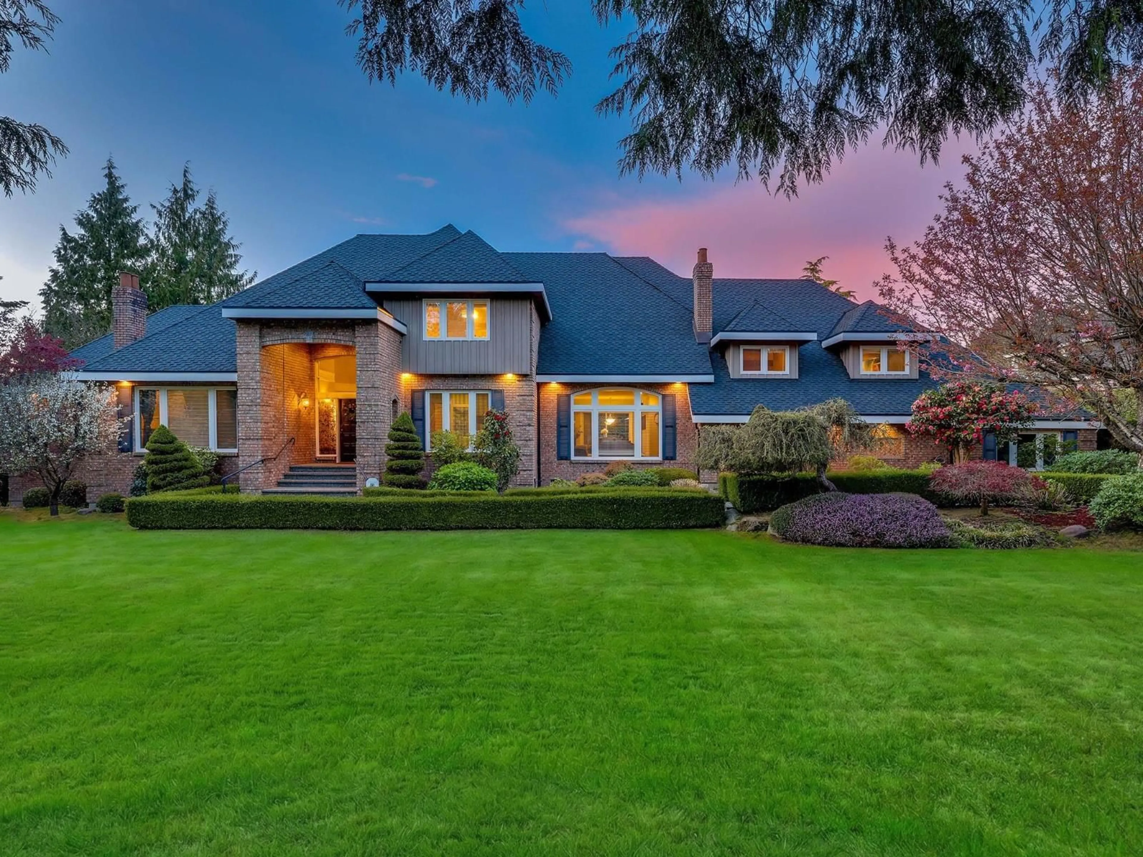 Home with brick exterior material, unknown for 13789 32 AVENUE, Surrey British Columbia V4P2B6