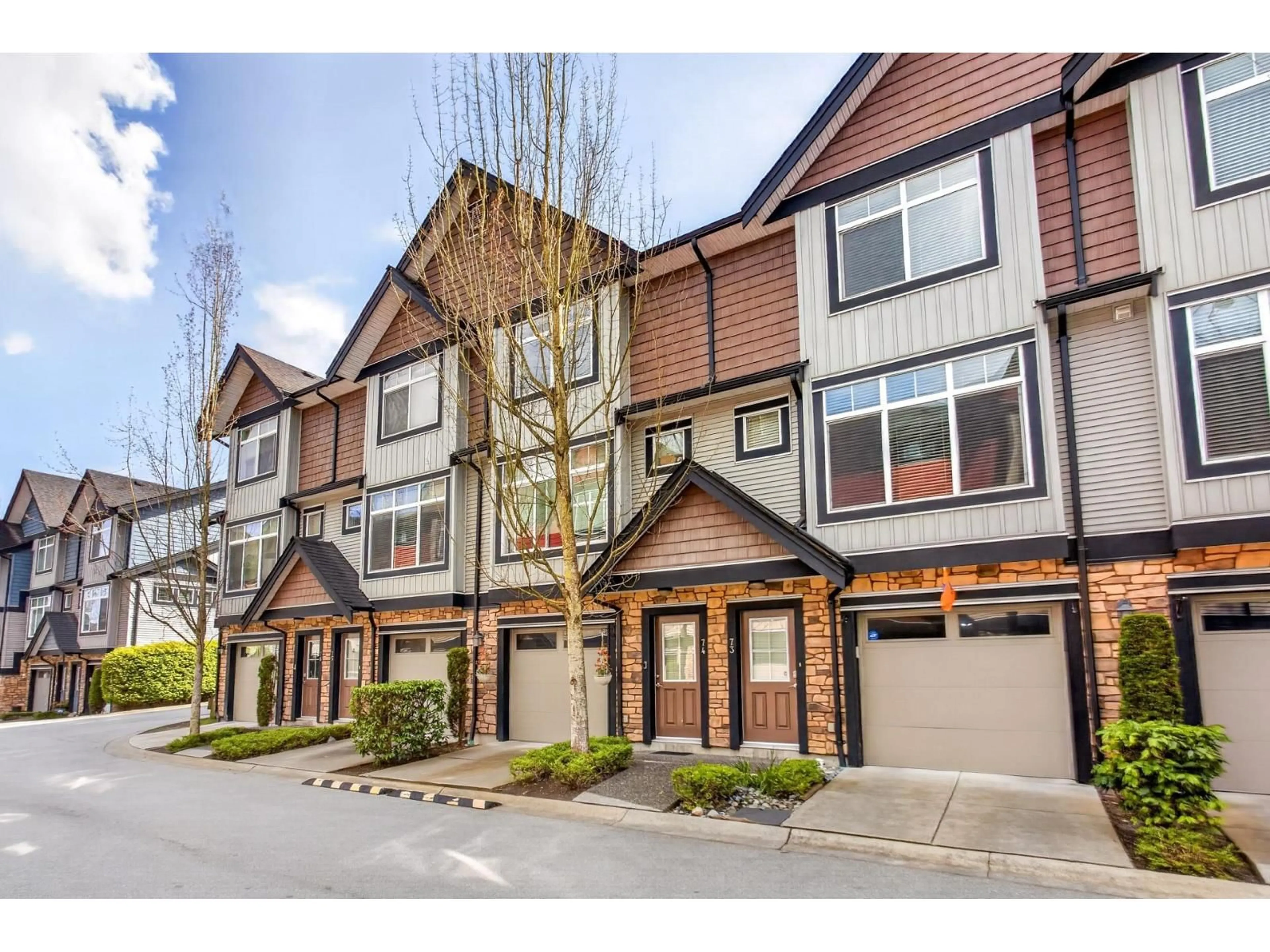 Unknown for 74 - 6299 144 STREET, Surrey British Columbia V3X1A2