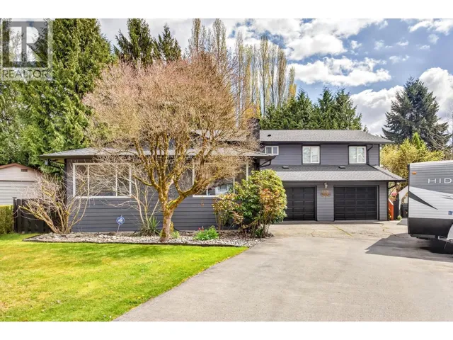 2176 LAURIER AVENUE, Port Coquitlam