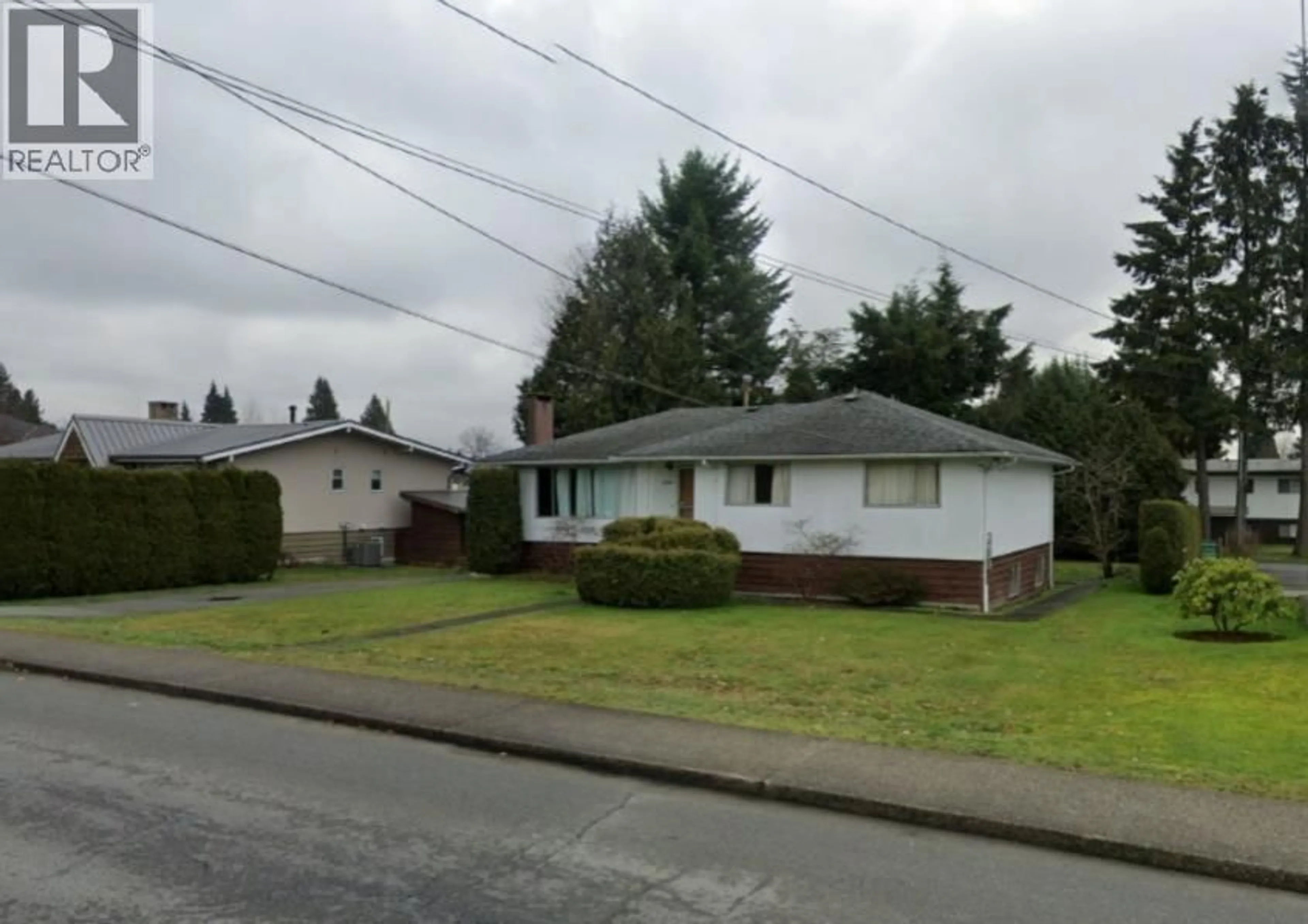 Unknown for 6850 HALIFAX STREET, Burnaby British Columbia V5B2R4