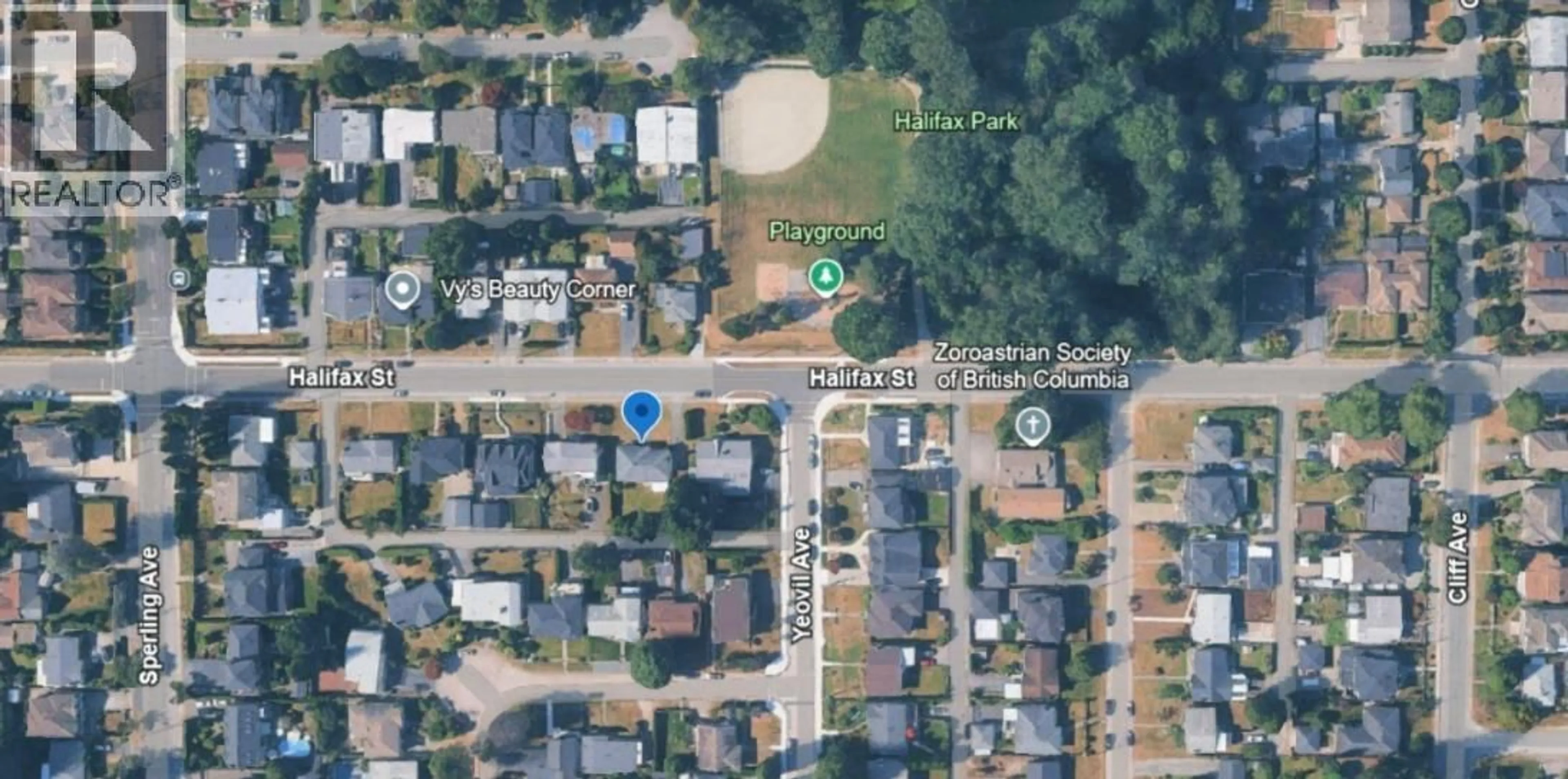 A pic from outside/outdoor area/front of a property/back of a property/a pic from drone, street for 6850 HALIFAX STREET, Burnaby British Columbia V5B2R4