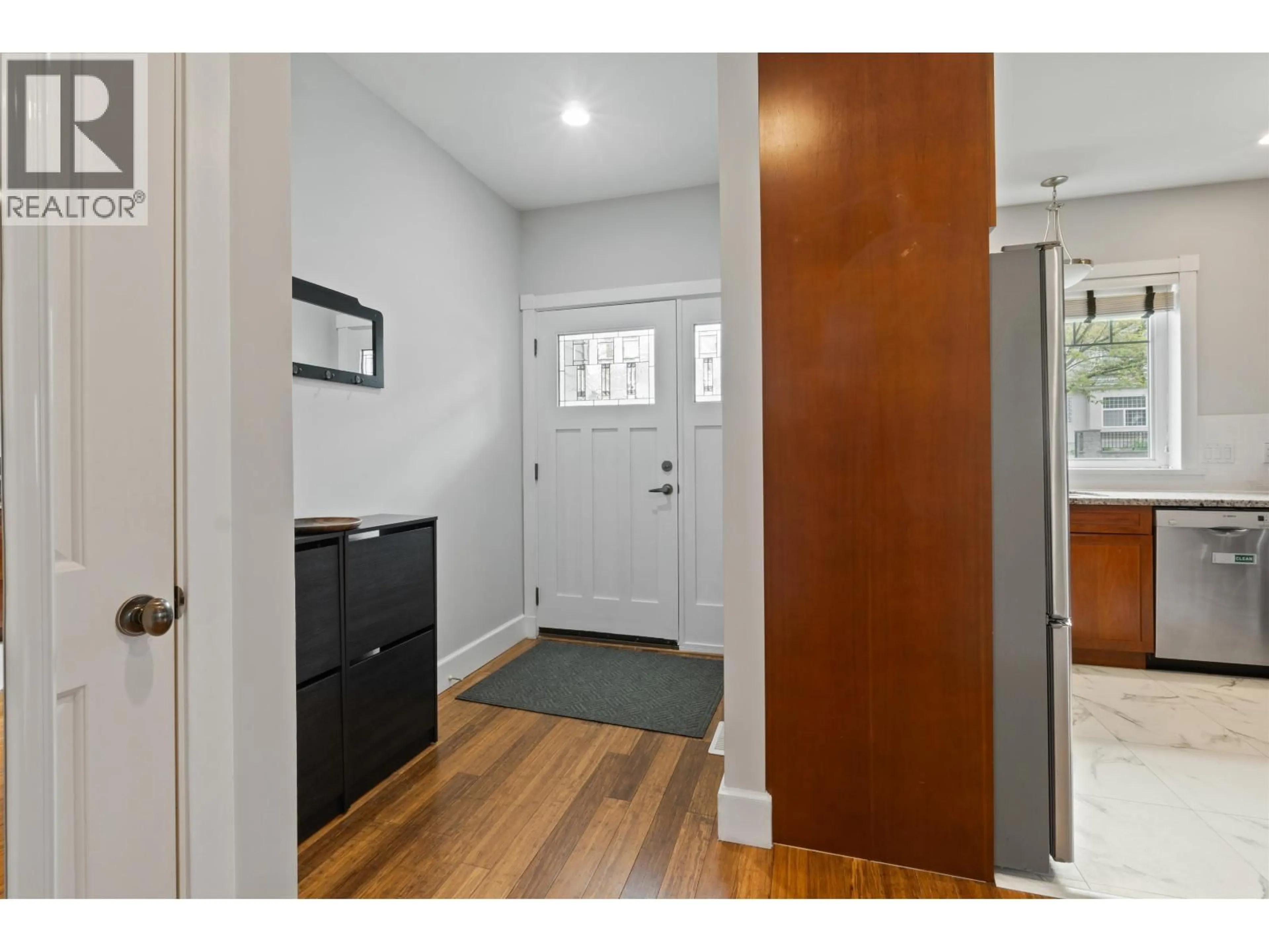 Indoor entryway for 4103 INVERNESS STREET, Vancouver British Columbia V5V5C5
