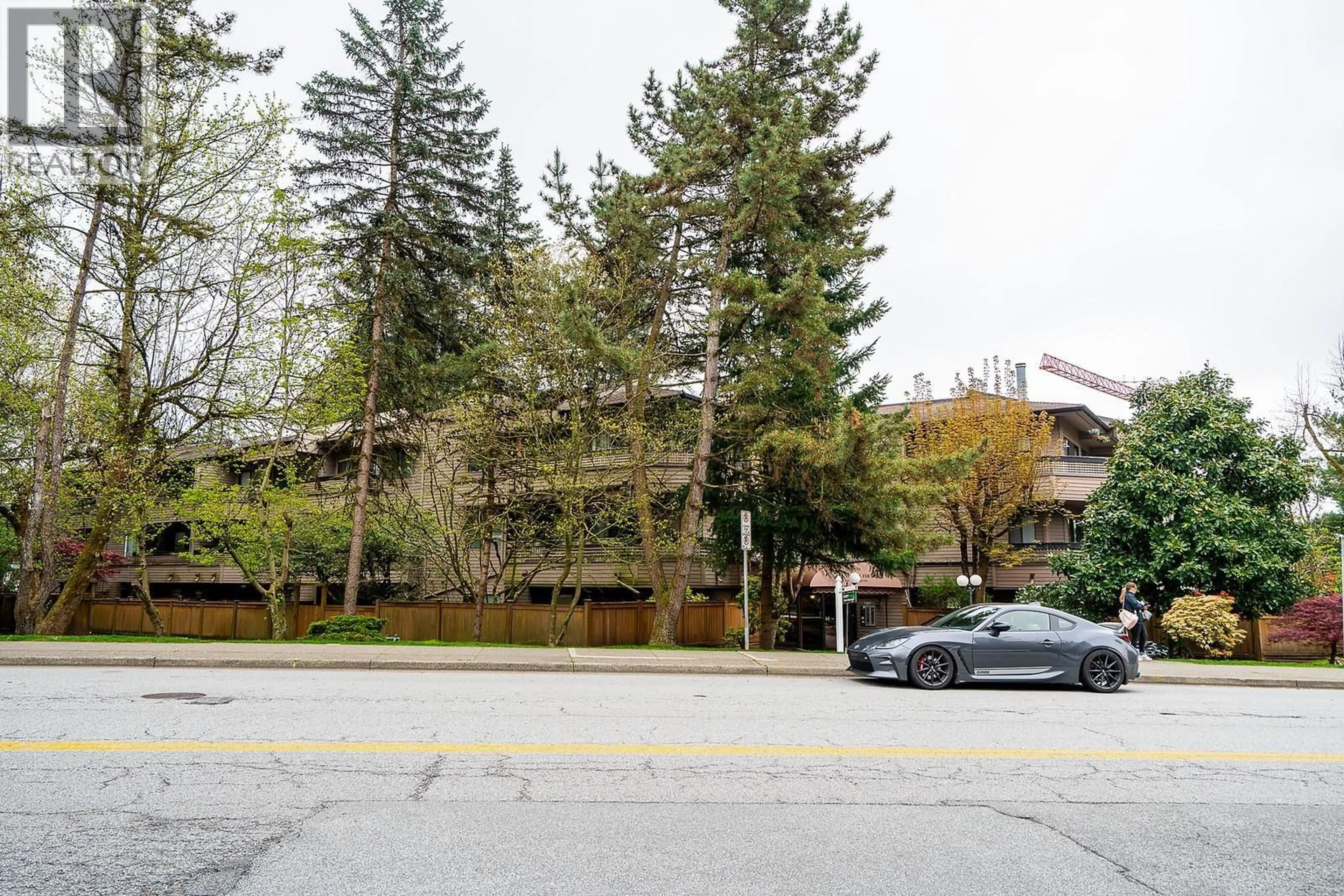 Patio, street for 103 - 1195 PIPELINE ROAD, Coquitlam British Columbia V3B6J5