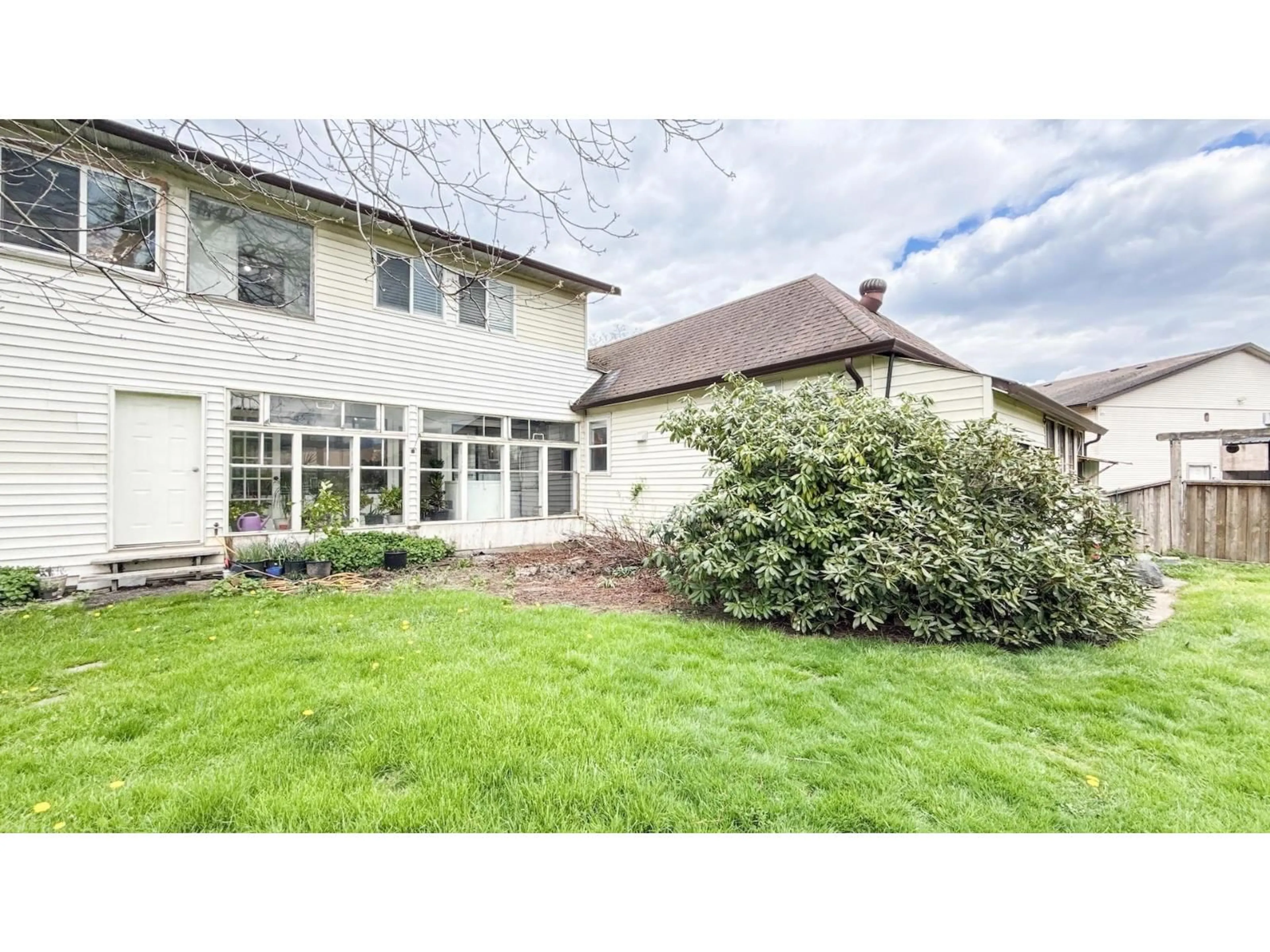 Patio, street for 6390 PIONEER AVENUE, Agassiz British Columbia V0M1A3