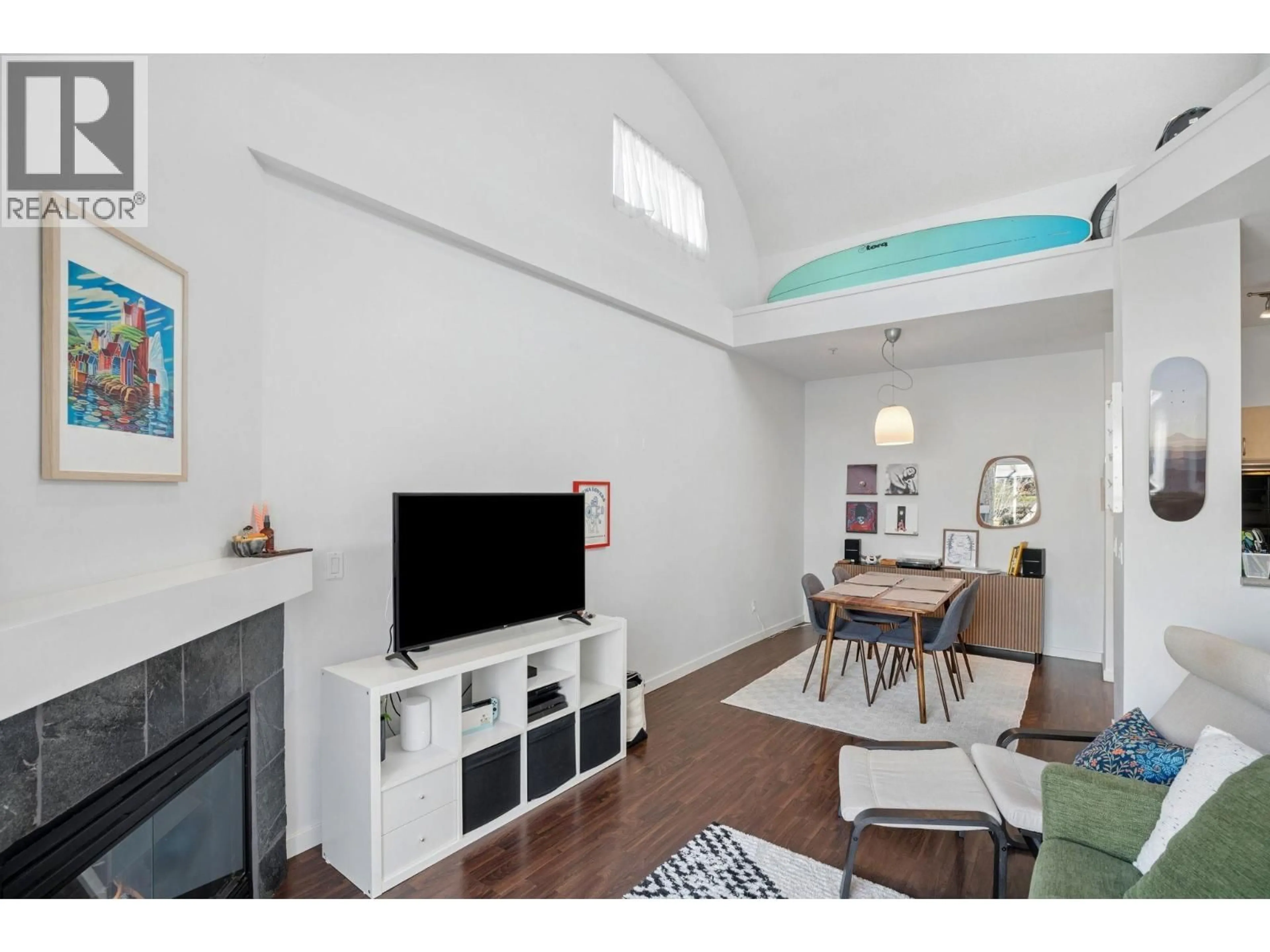 Unknown for 409 - 3768 HASTINGS STREET, Burnaby British Columbia V5C2H5