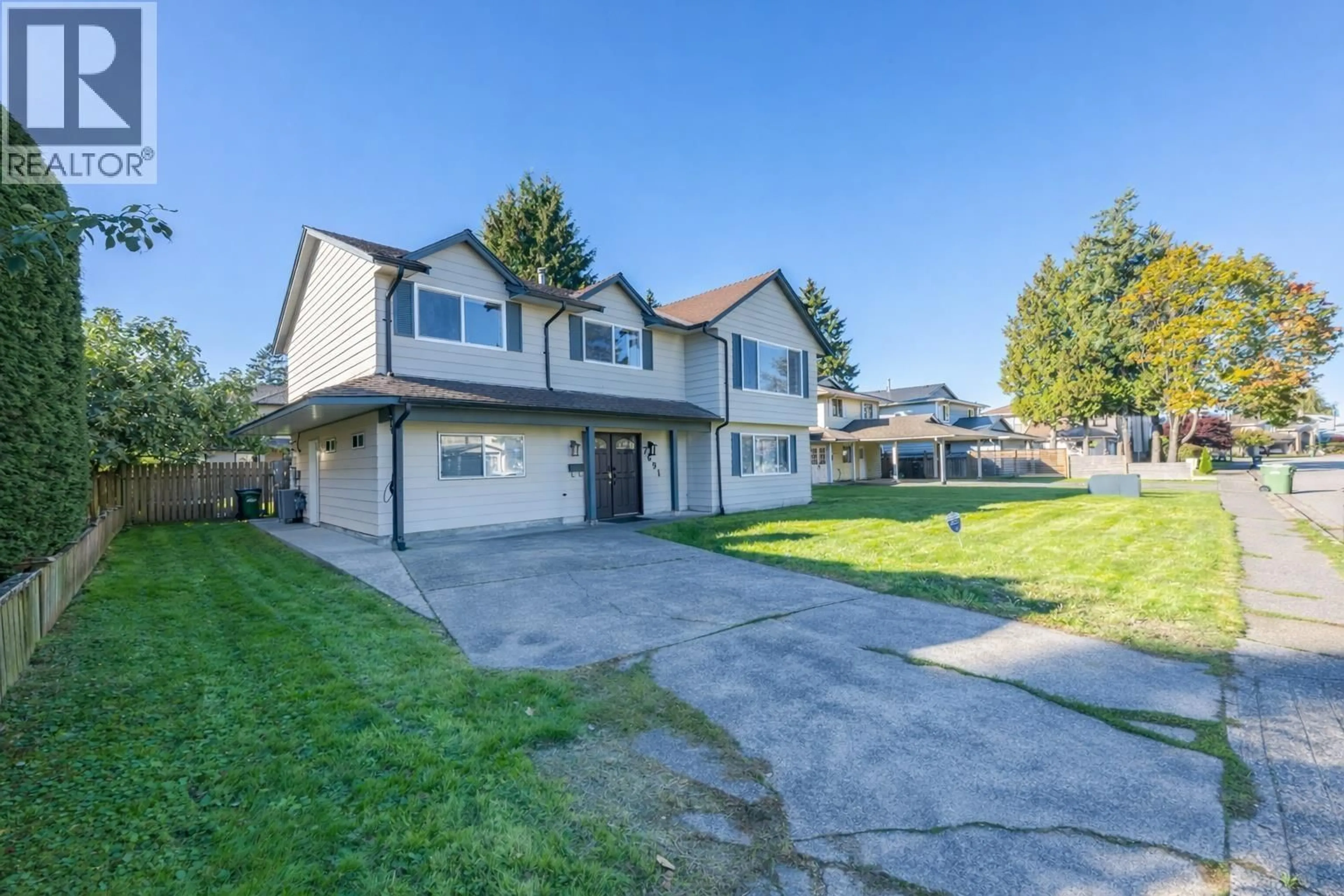 A pic from outside/outdoor area/front of a property/back of a property/a pic from drone, street for 7691 FROBISHER DRIVE, Richmond British Columbia V7C4P8