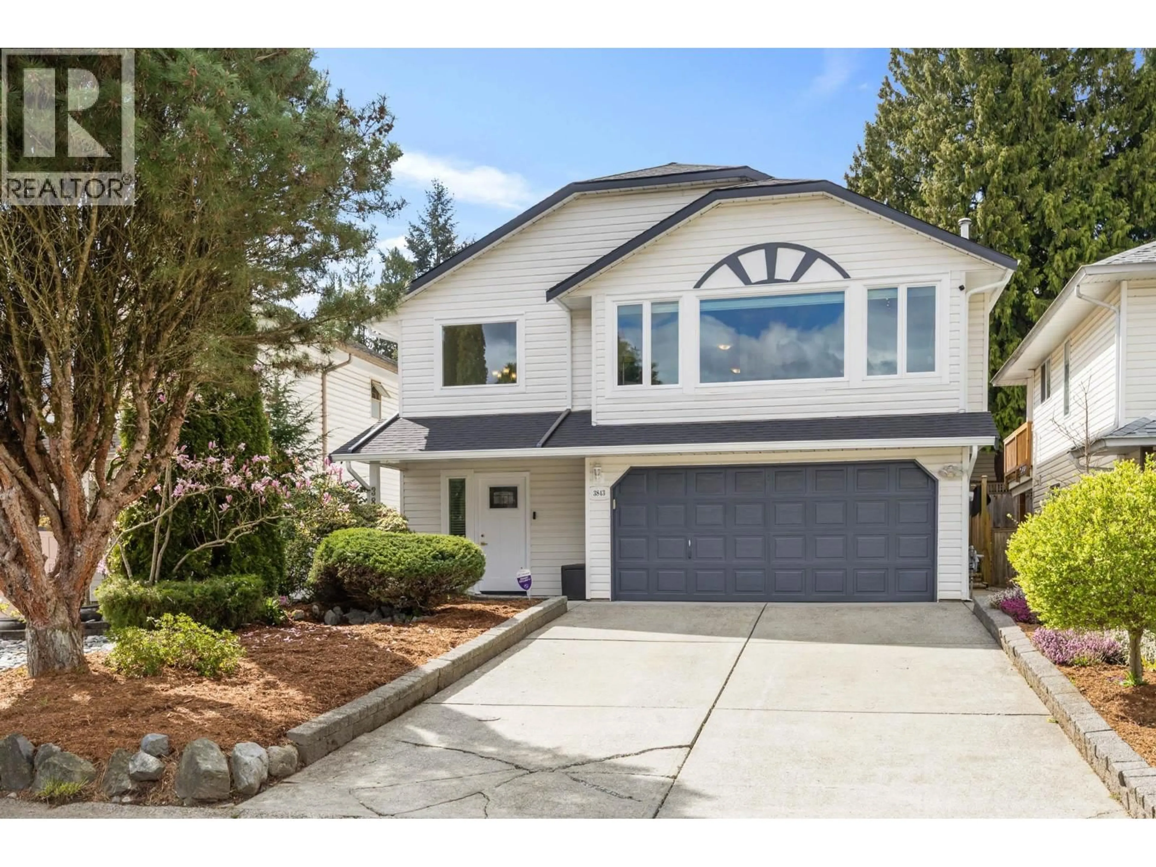 Home with vinyl exterior material, street for 3843 TORONTO STREET, Port Coquitlam British Columbia V3B7J6