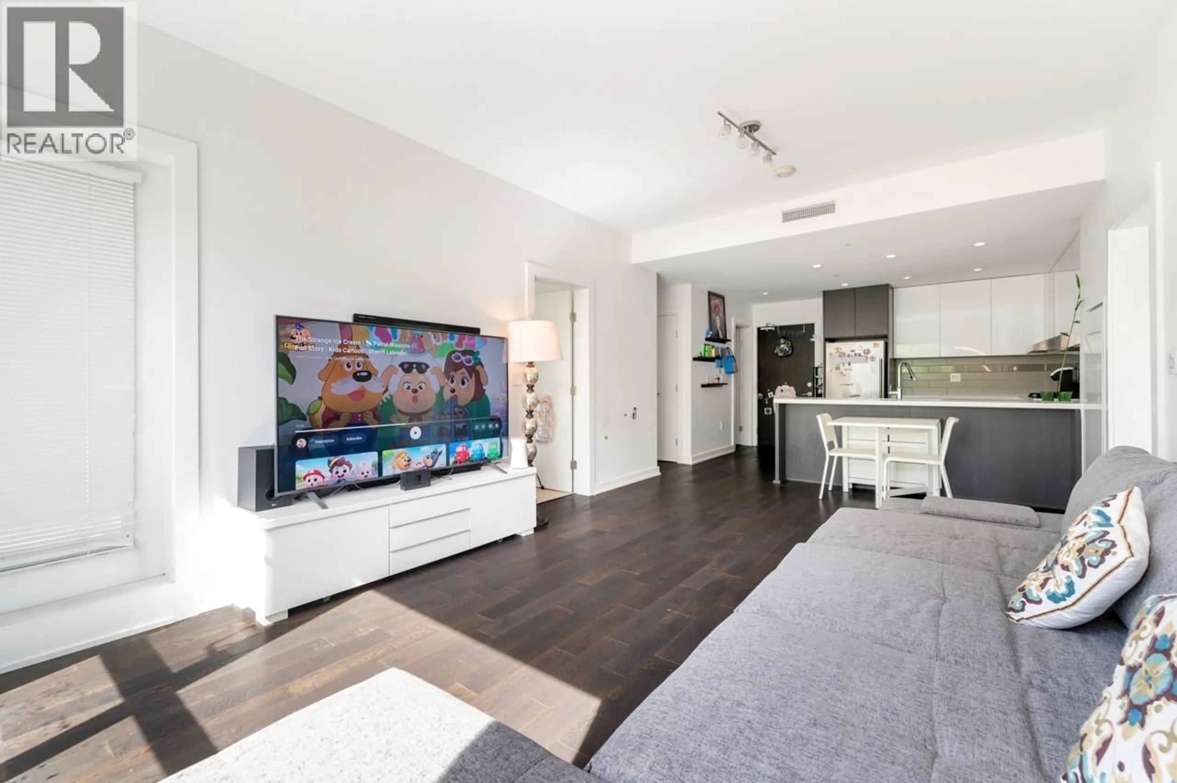 Home theater for 222 - 5311 CEDARBRIDGE WAY, Richmond British Columbia V6X0M3