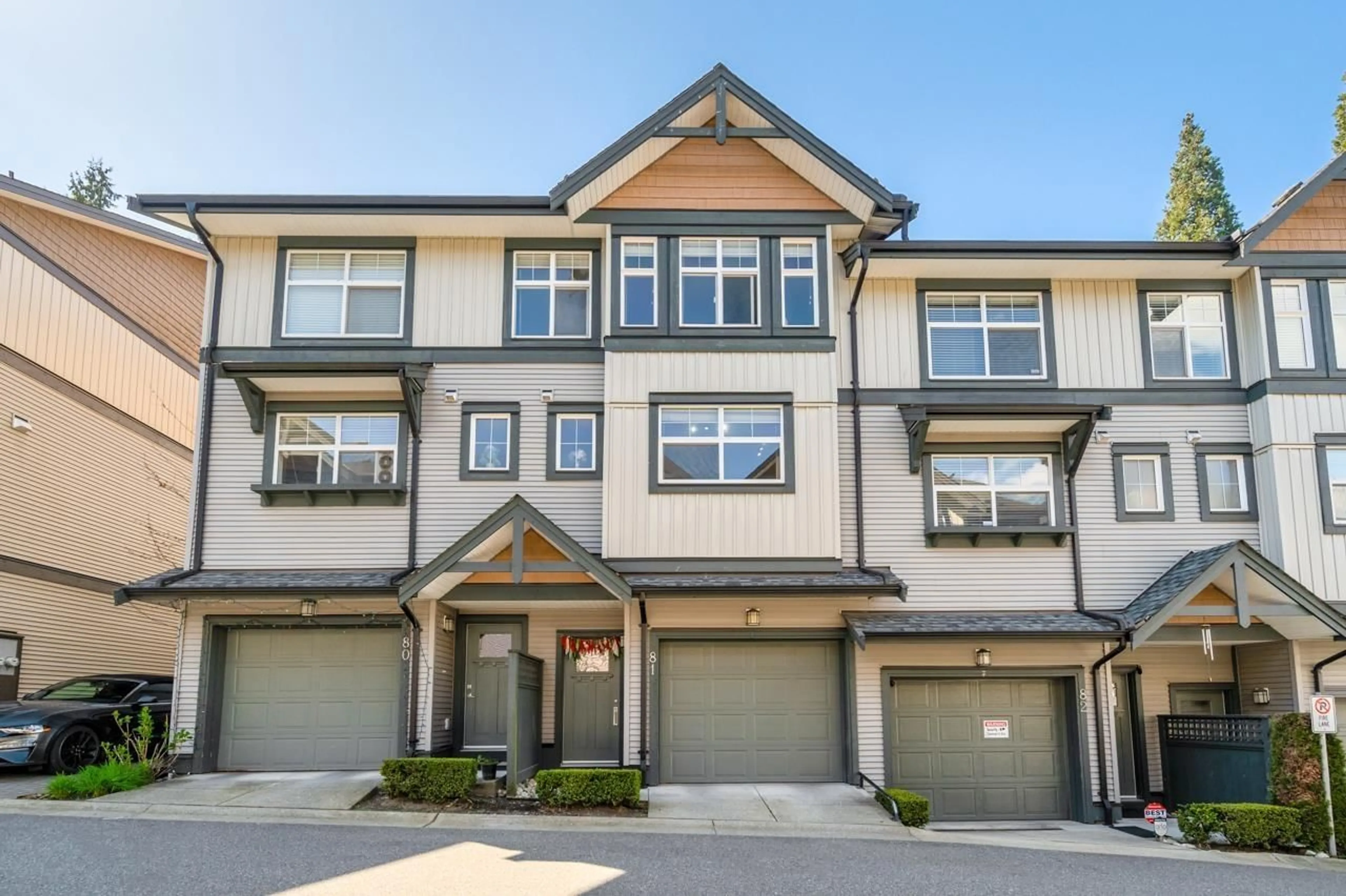 Home with vinyl exterior material, unknown for 81 - 6123 138 STREET, Surrey British Columbia V3X1E8