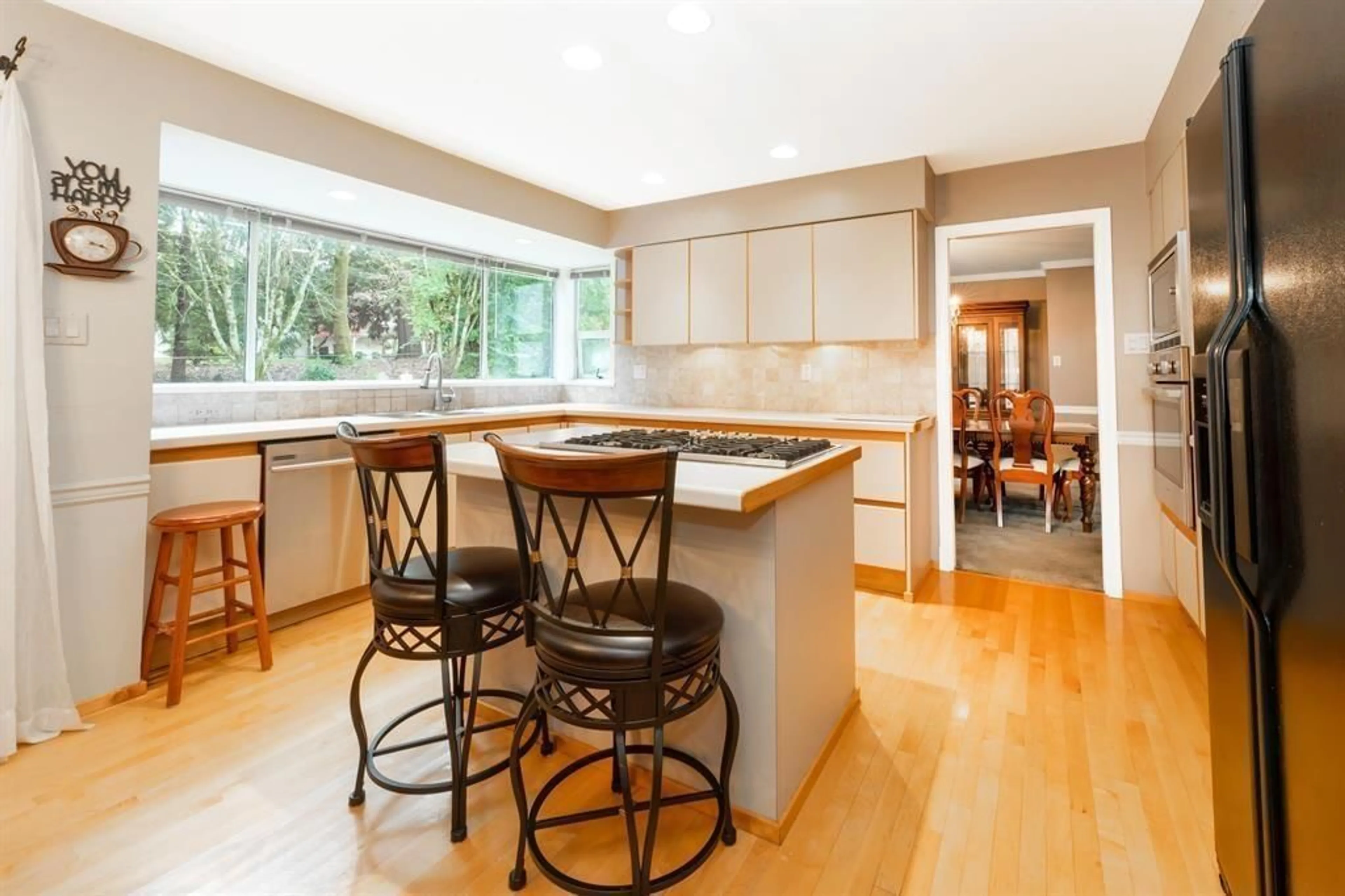 Open concept kitchen, unknown for 17352 26A AVENUE, White Rock British Columbia V3Z0E6