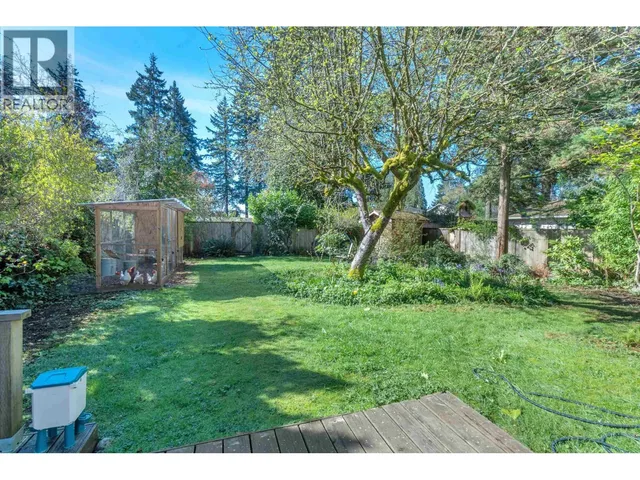 825 20TH STREET, North Vancouver 2