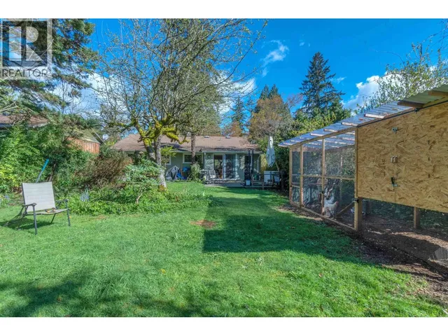 825 20TH STREET, North Vancouver 3