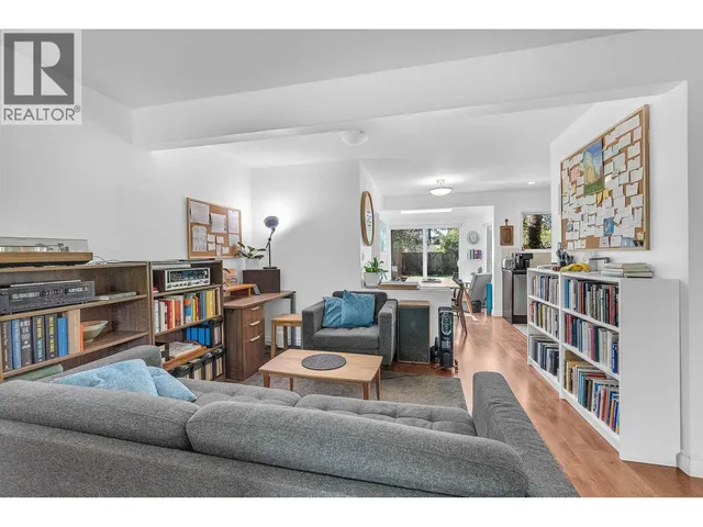 825 20TH STREET, North Vancouver 4