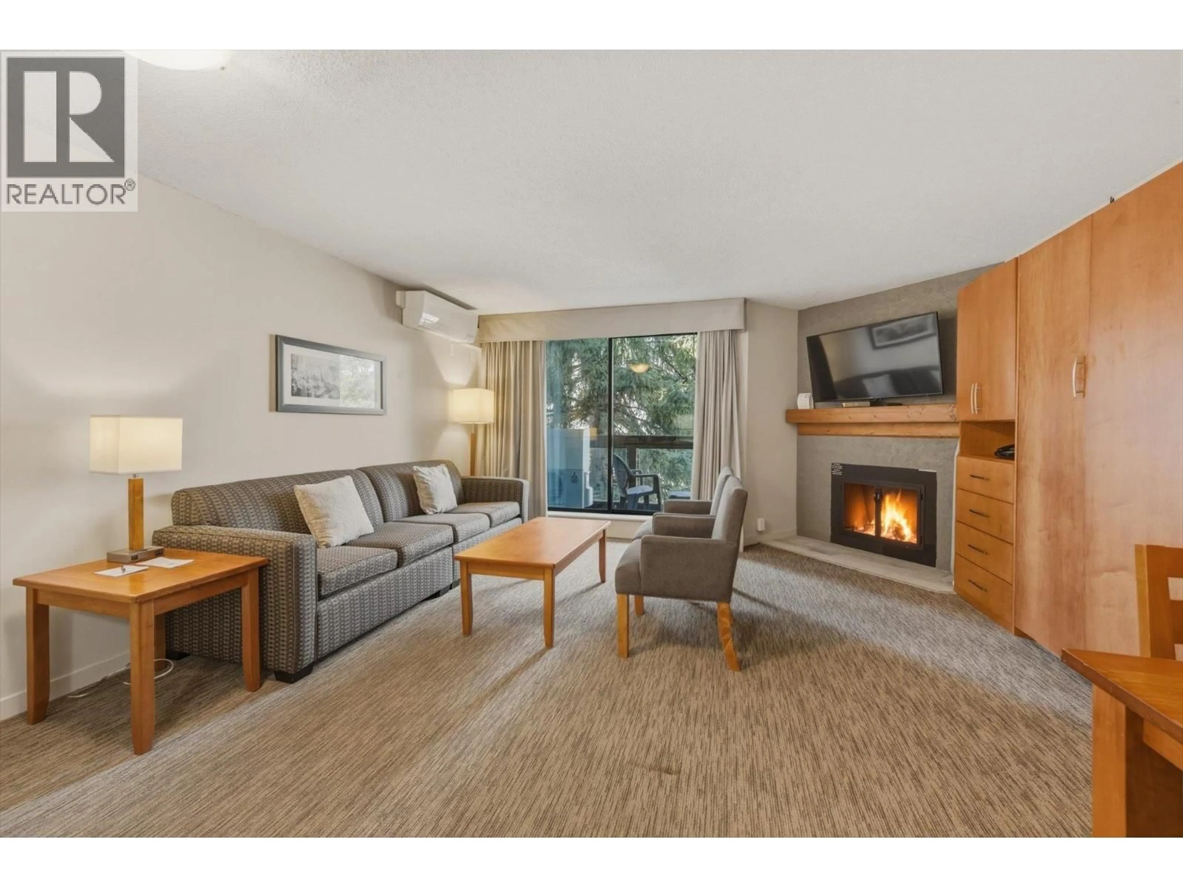 Living room with furniture, unknown for 254 - 4429 SUNDIAL PLACE, Whistler British Columbia V8E1G8