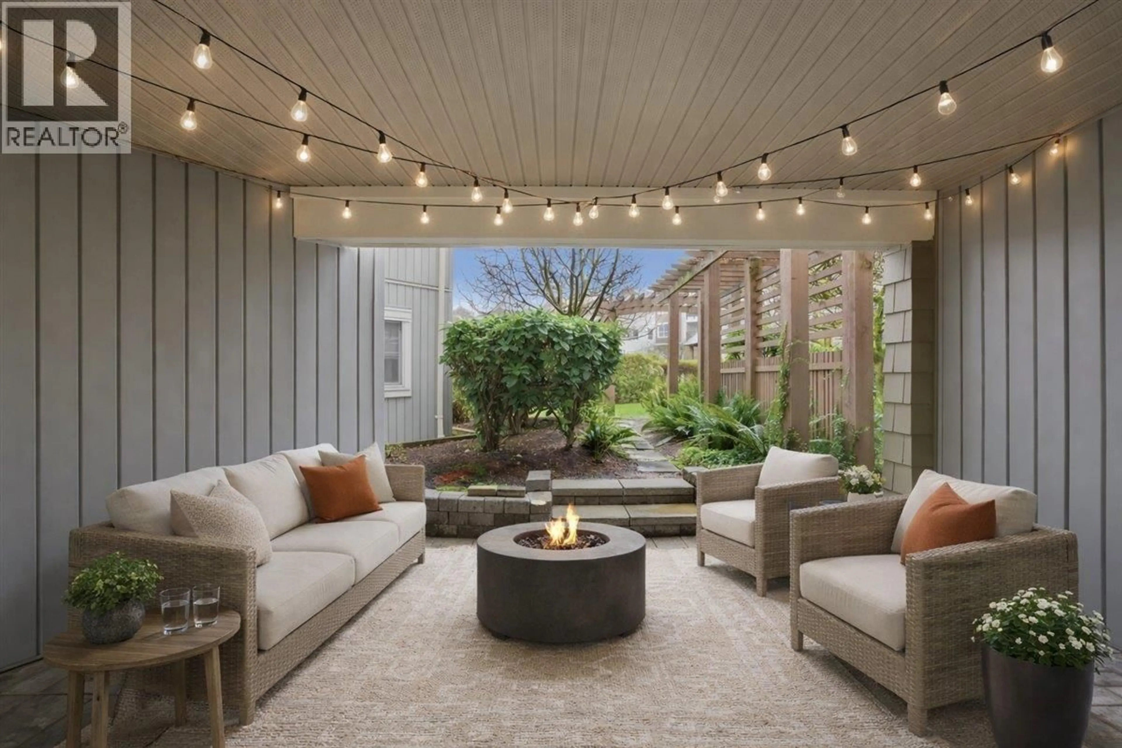 Patio, street for 103 - 19673 MEADOW GARDENS WAY, Pitt Meadows British Columbia V3Y0A1