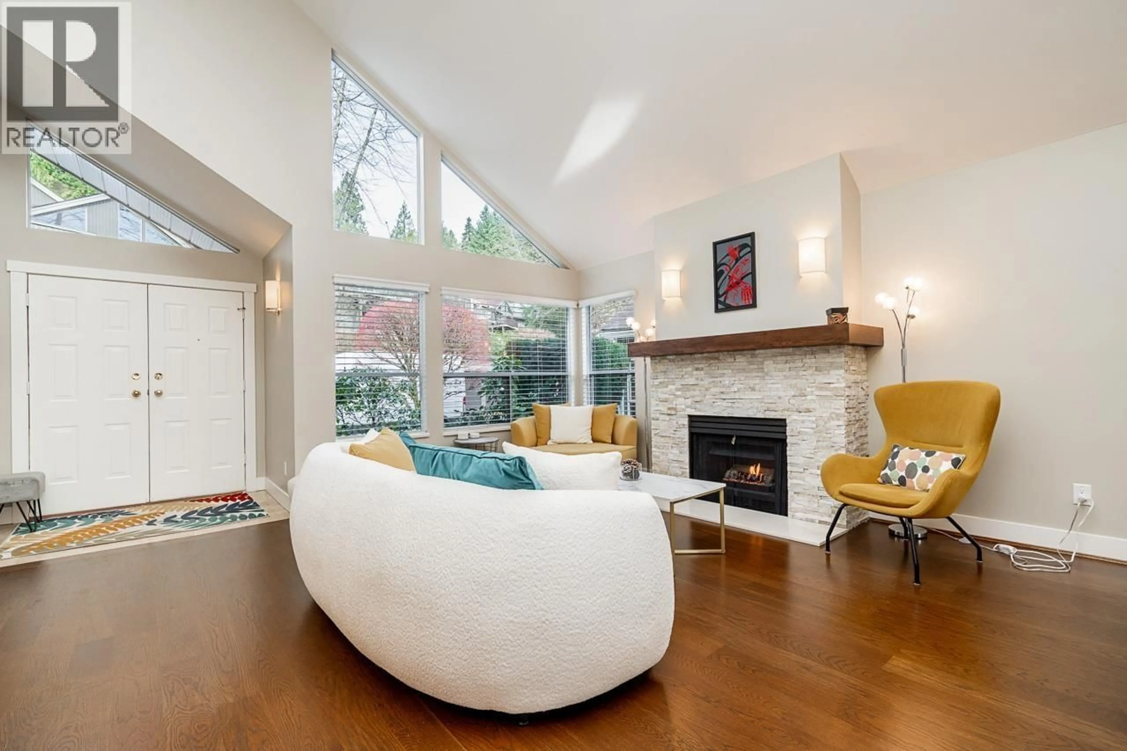 Living room with furniture, unknown for 22 - 4055 INDIAN RIVER DRIVE, North Vancouver British Columbia V7G2R7