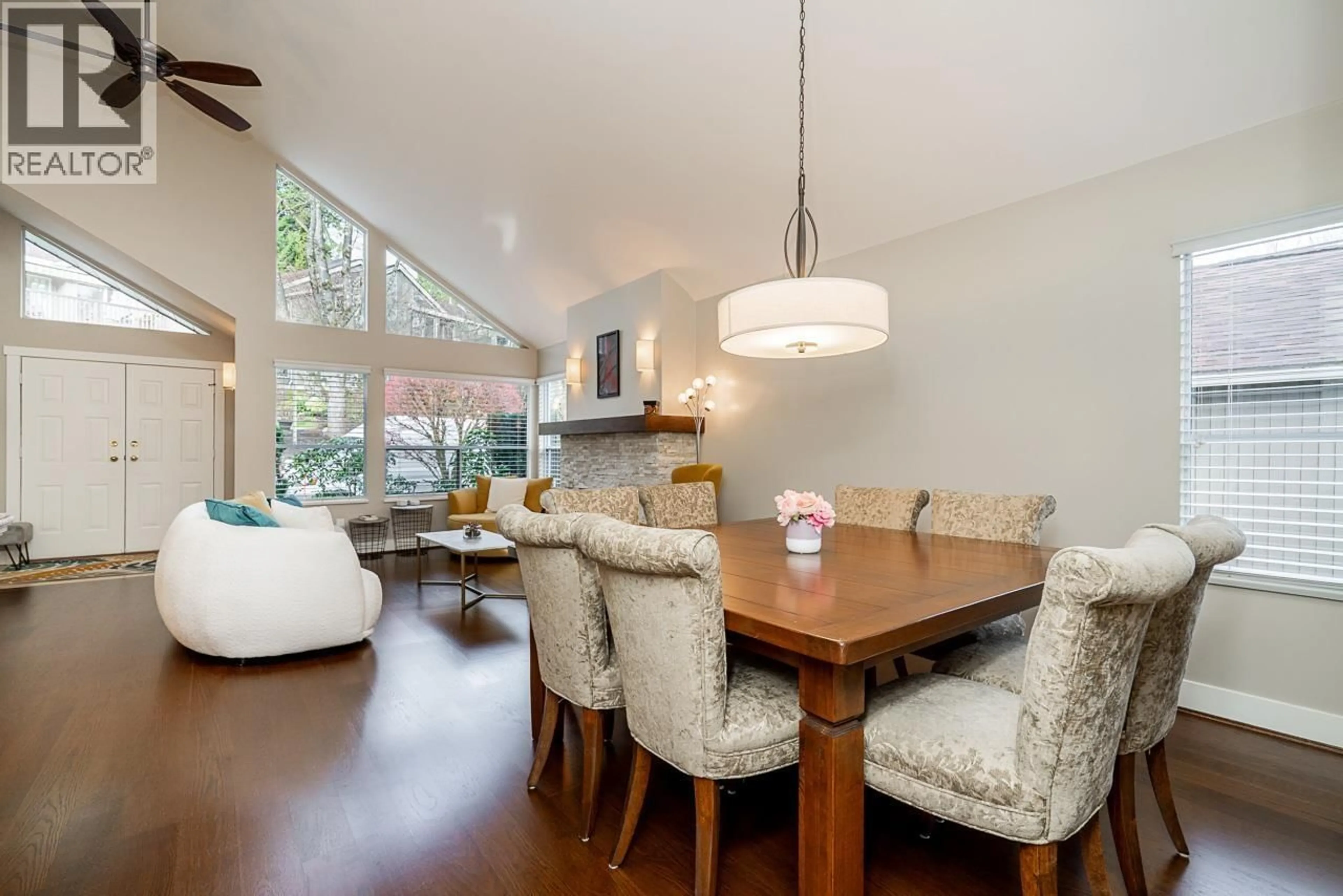 Dining room, wood/laminate floor for 22 - 4055 INDIAN RIVER DRIVE, North Vancouver British Columbia V7G2R7