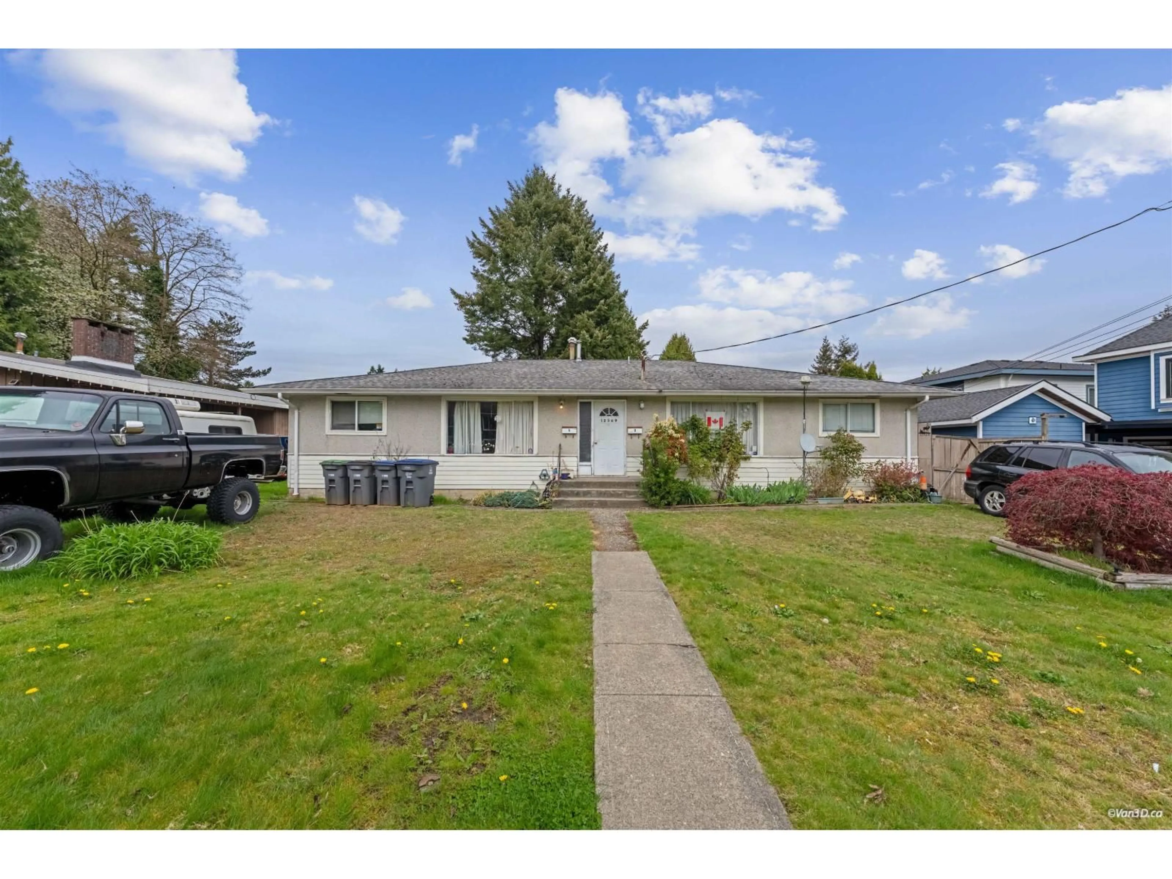 A pic from outside/outdoor area/front of a property/back of a property/a pic from drone, street for A&B - 12569 99 AVENUE, Surrey British Columbia V3V2P4