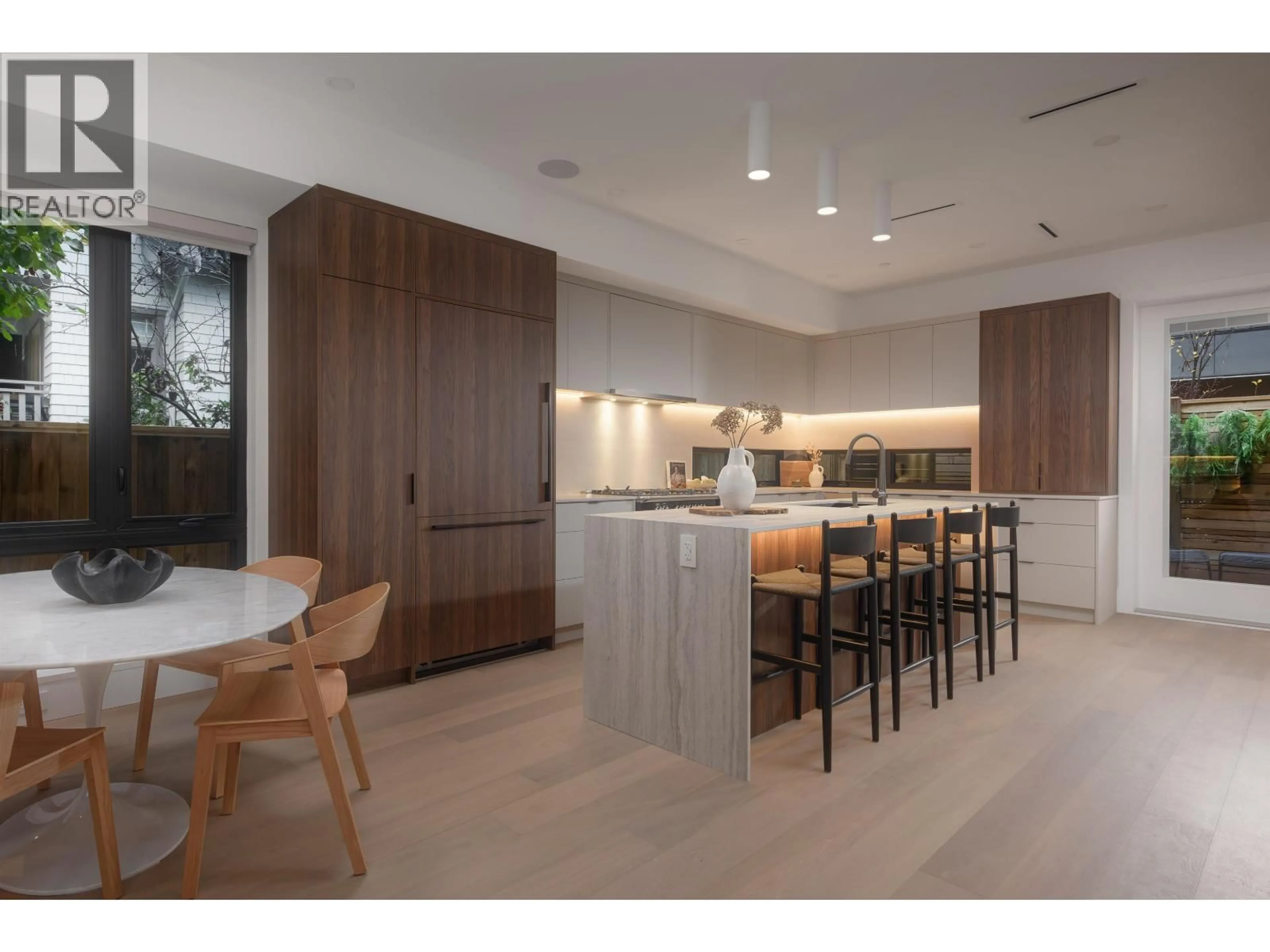 Open concept kitchen, unknown for 1 - 275 17TH AVENUE, Vancouver British Columbia V5Y1Z9