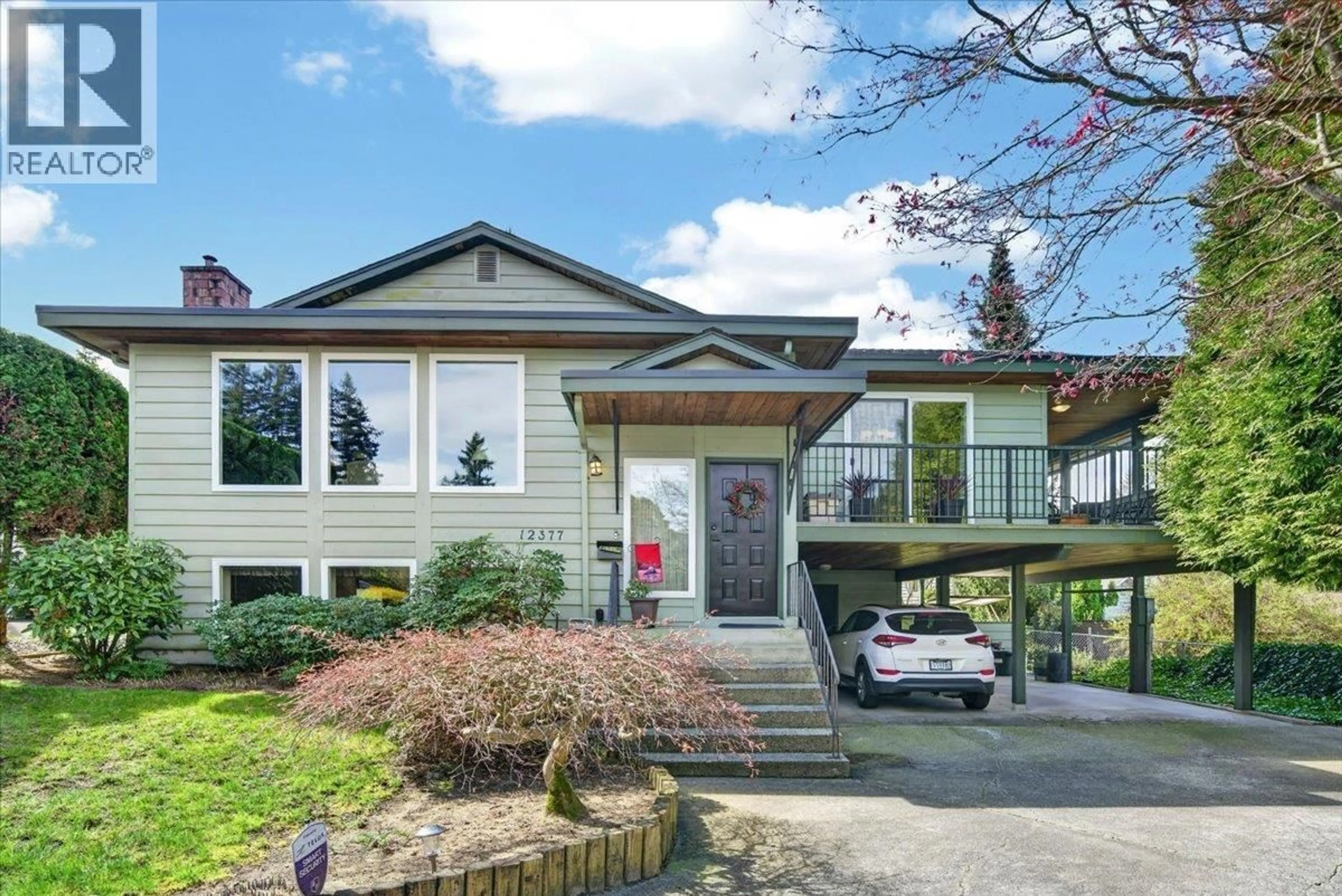 Home with vinyl exterior material, street for 12377 DAWSON PLACE, Maple Ridge British Columbia V4R2L6