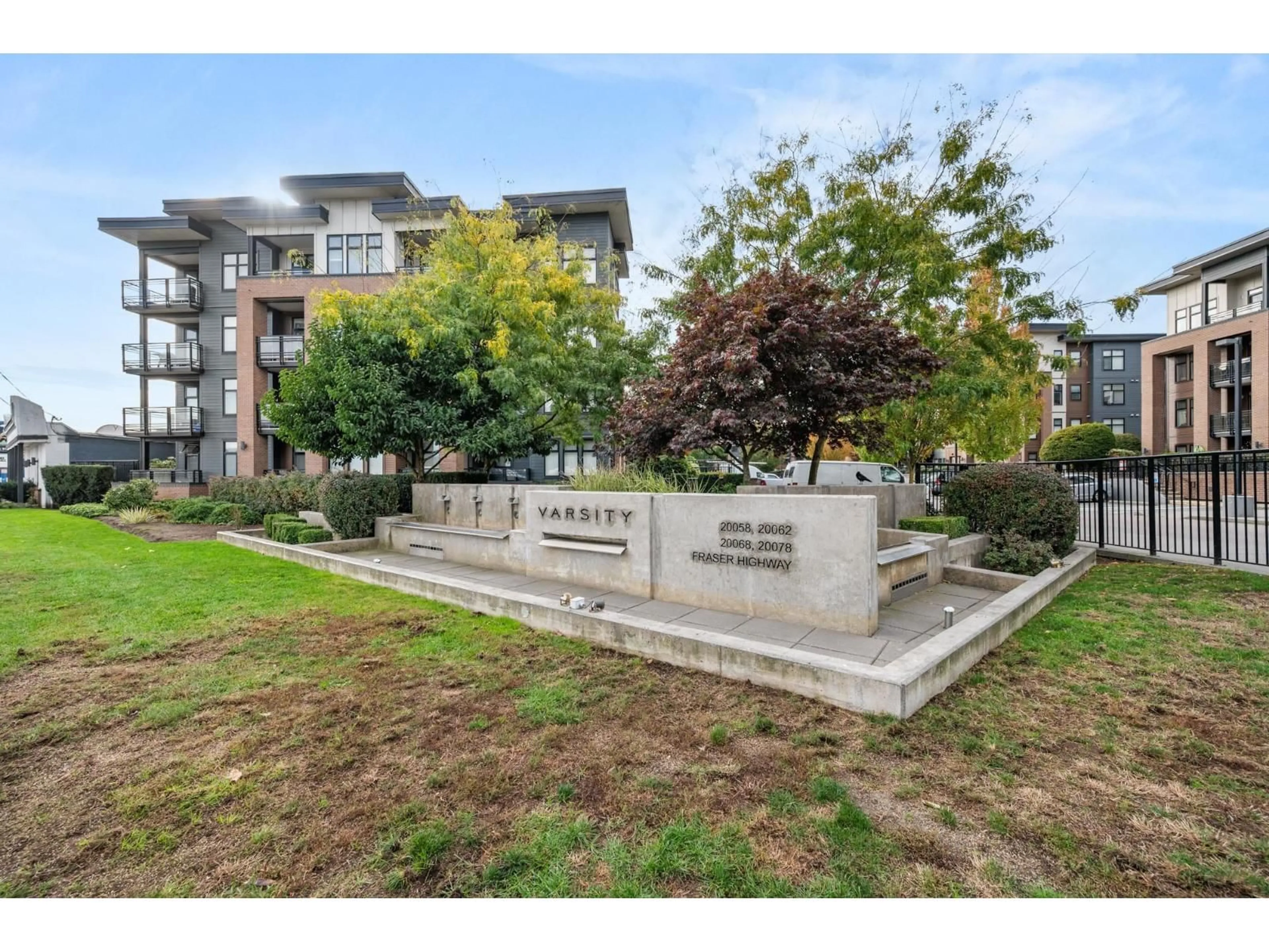 Unknown for 309 - 20078 FRASER HIGHWAY, Langley British Columbia V3A0J2