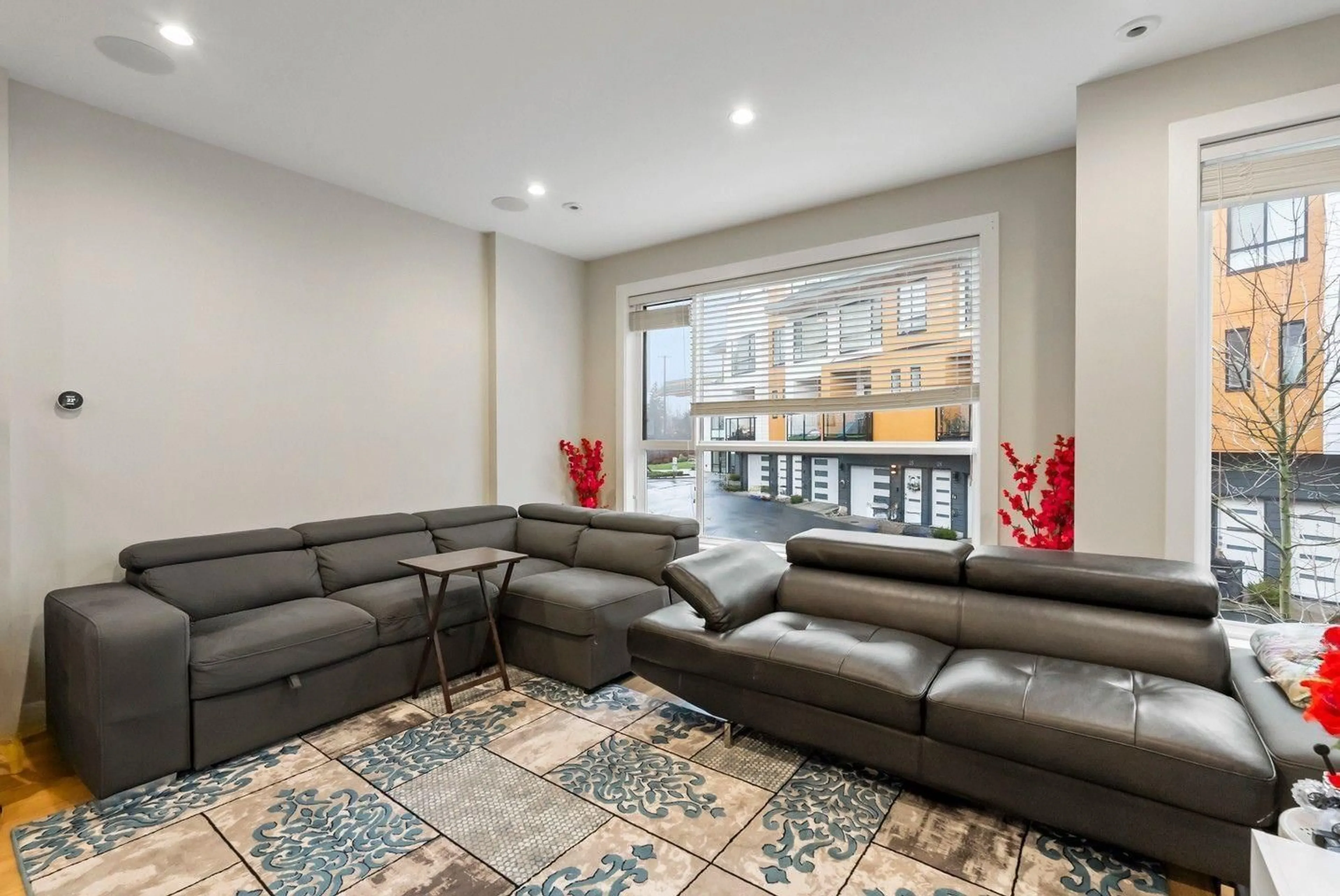 Living room with furniture, unknown for 31 - 16511 WATSON DRIVE, Surrey British Columbia V4N6T7