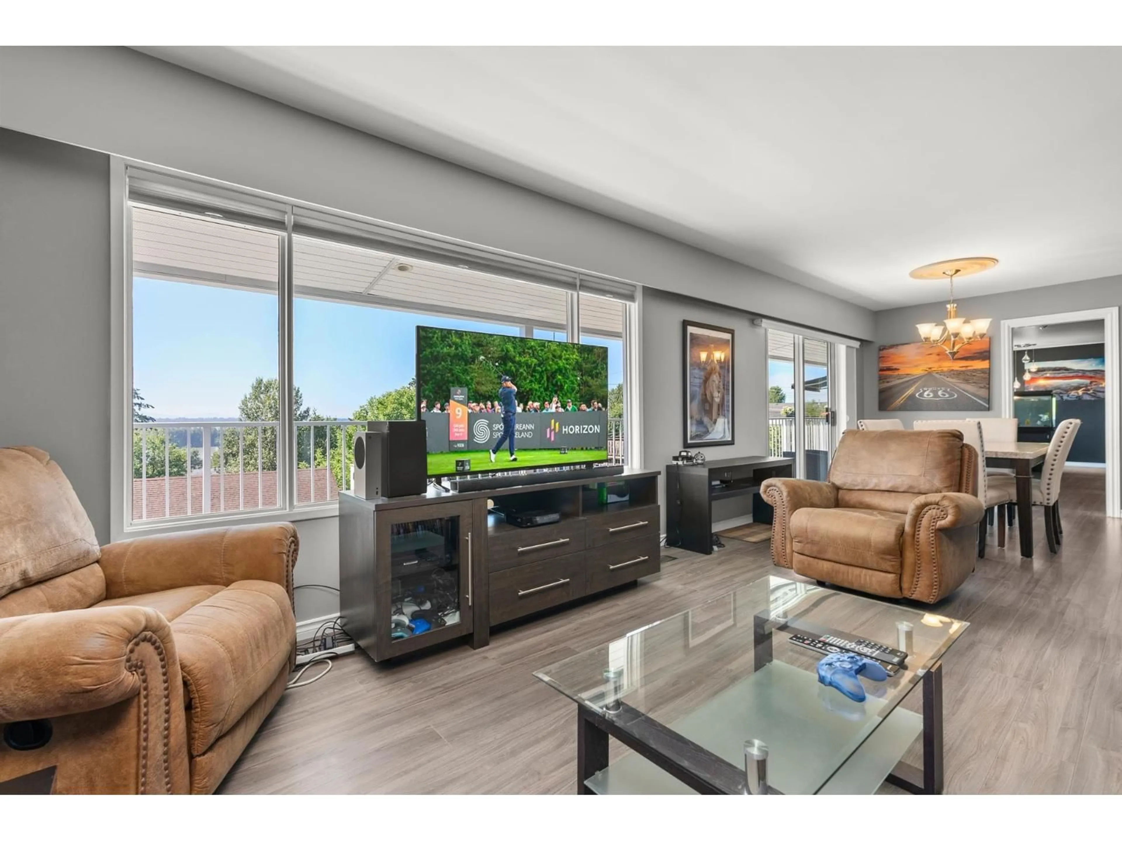 Living room with furniture, unknown for 33580 5TH AVENUE, Mission British Columbia V2V1W6