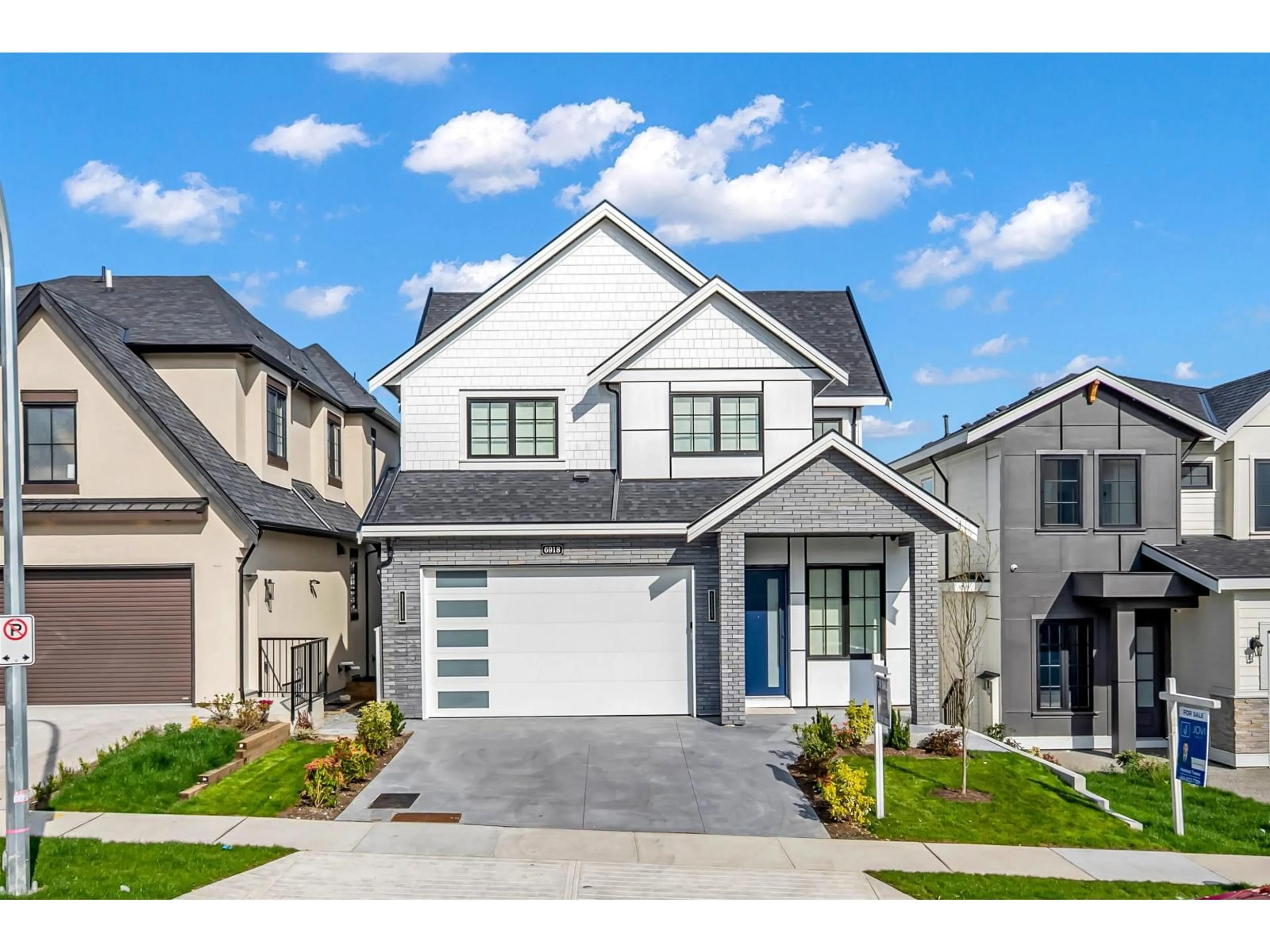 Home with vinyl exterior material, street for 6918 204A STREET, Langley British Columbia V2Y0W4