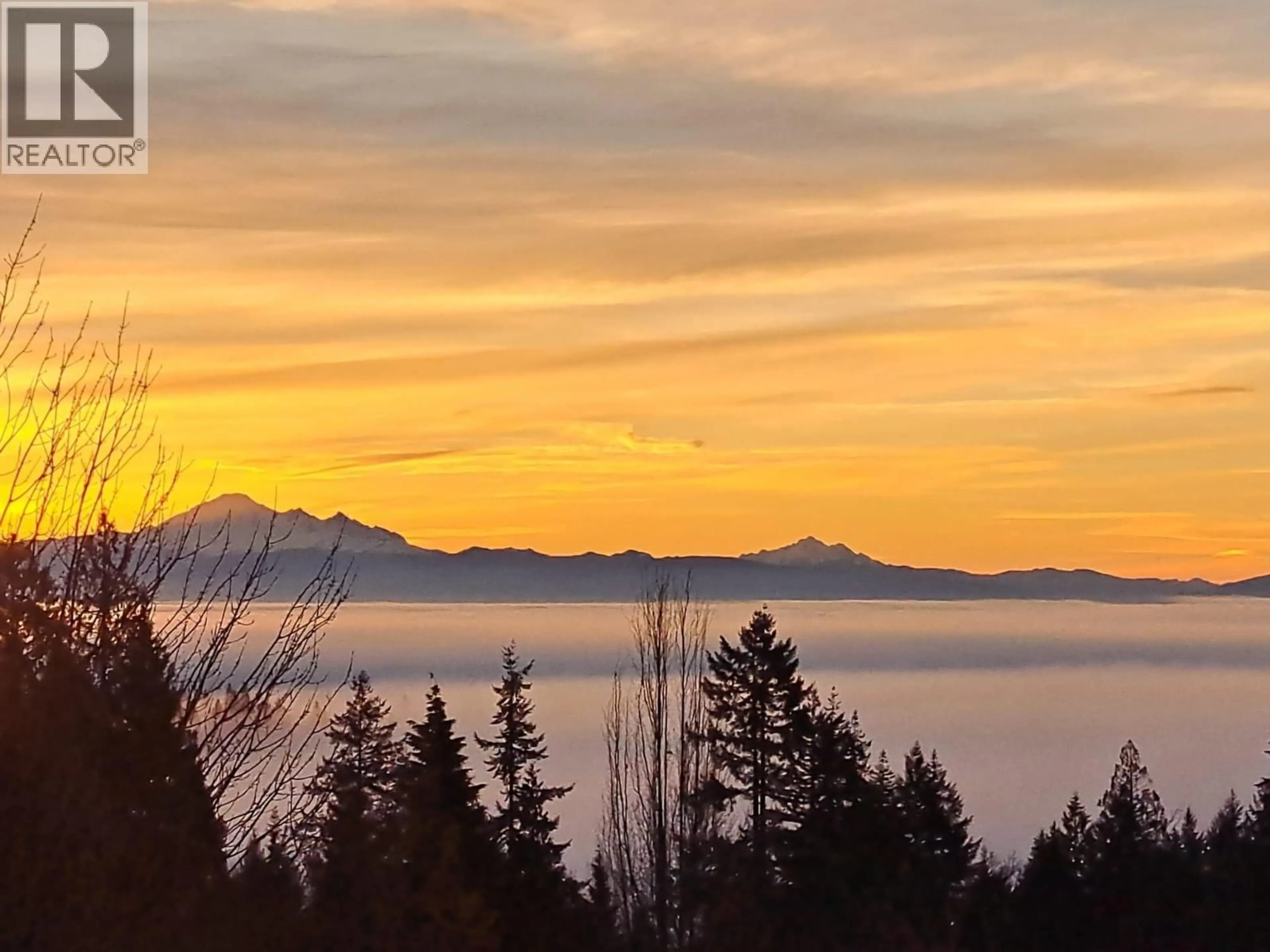 Blurry image for 1671 MALLARD COURT, Coquitlam British Columbia V3E3C7