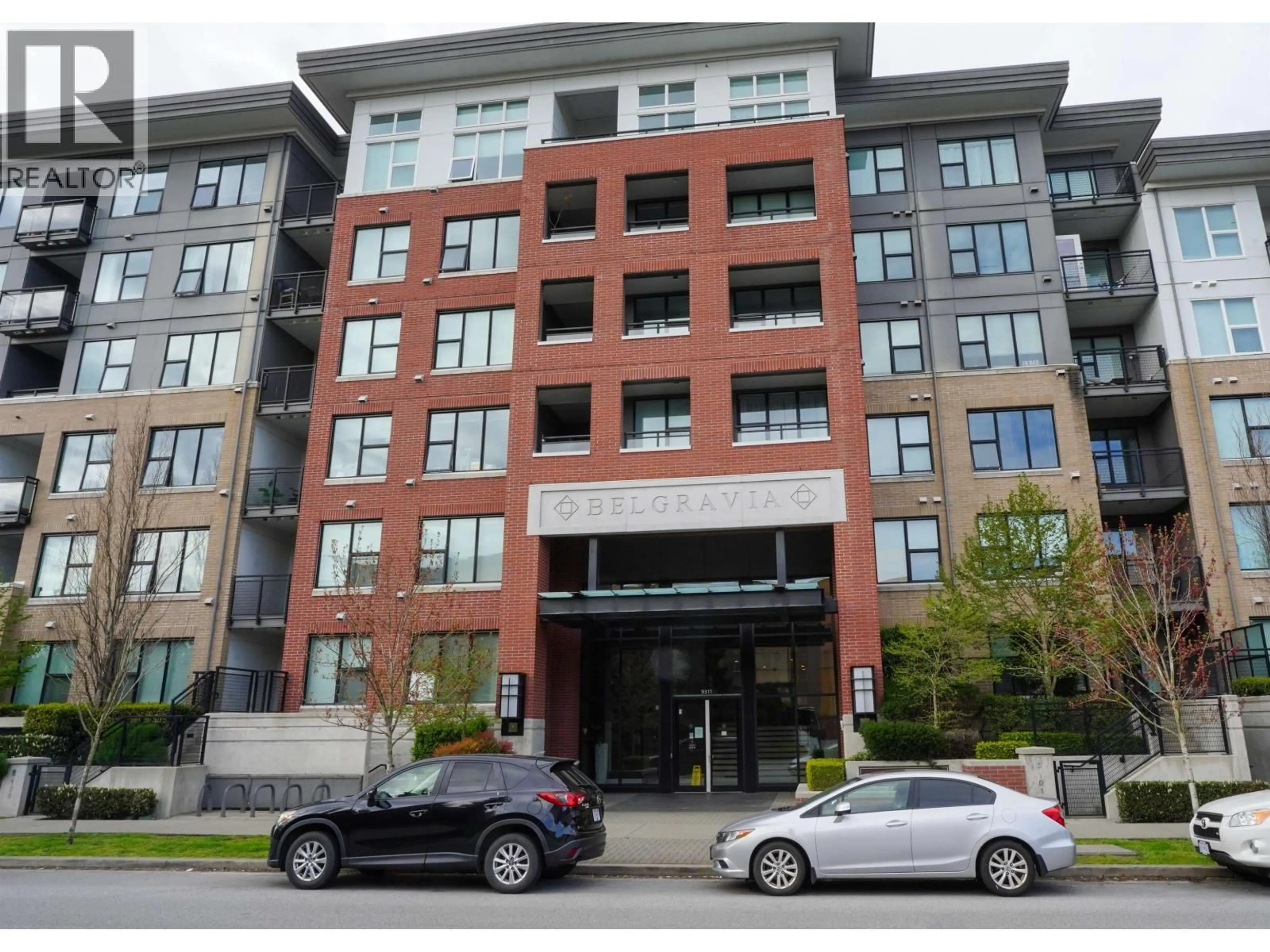 Indoor foyer for 322 - 9311 ALEXANDRA ROAD, Richmond British Columbia V6X0L8
