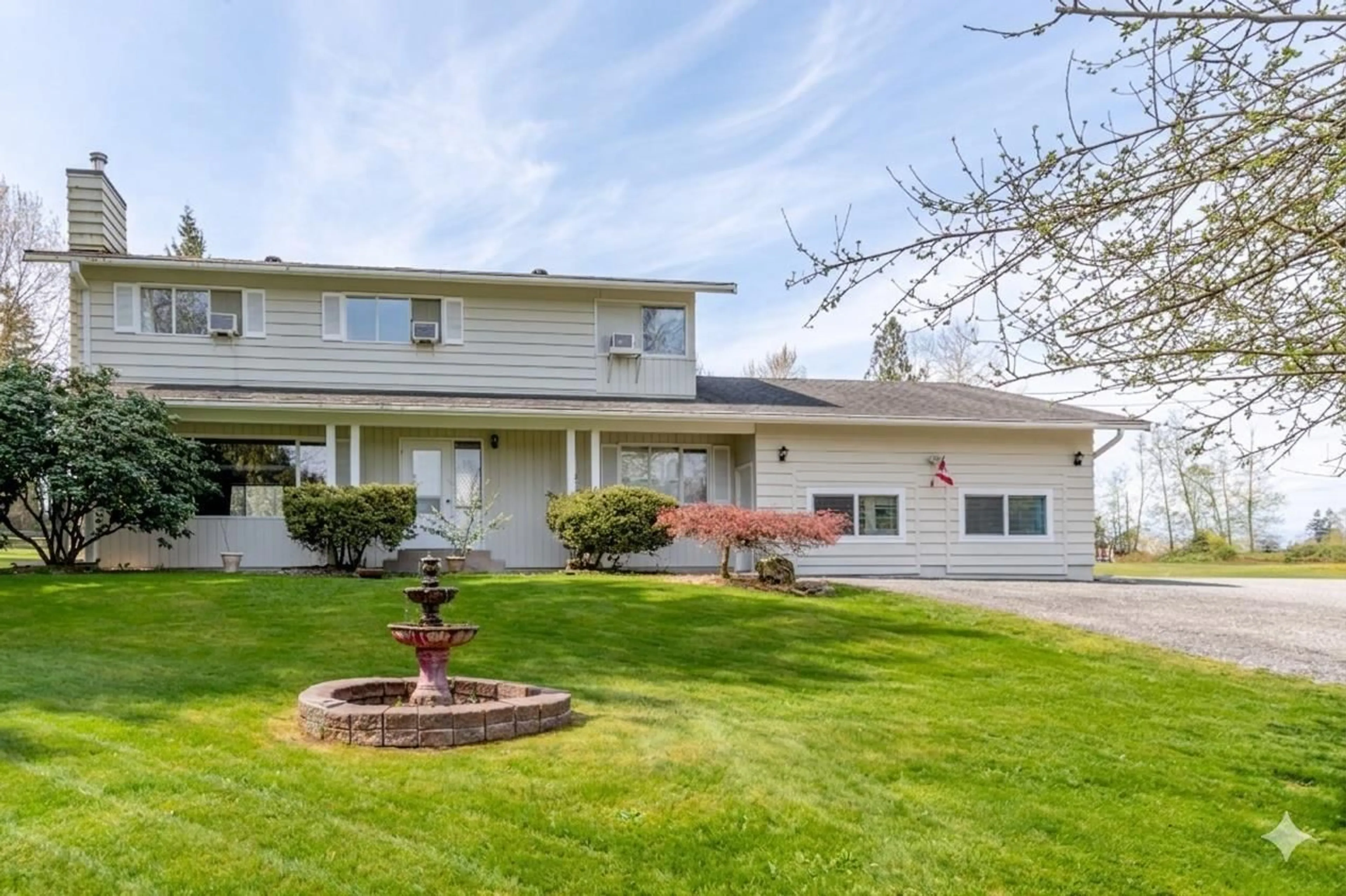 Home with vinyl exterior material, street for 6165 NATHAN PLACE, Abbotsford British Columbia V4X2G4