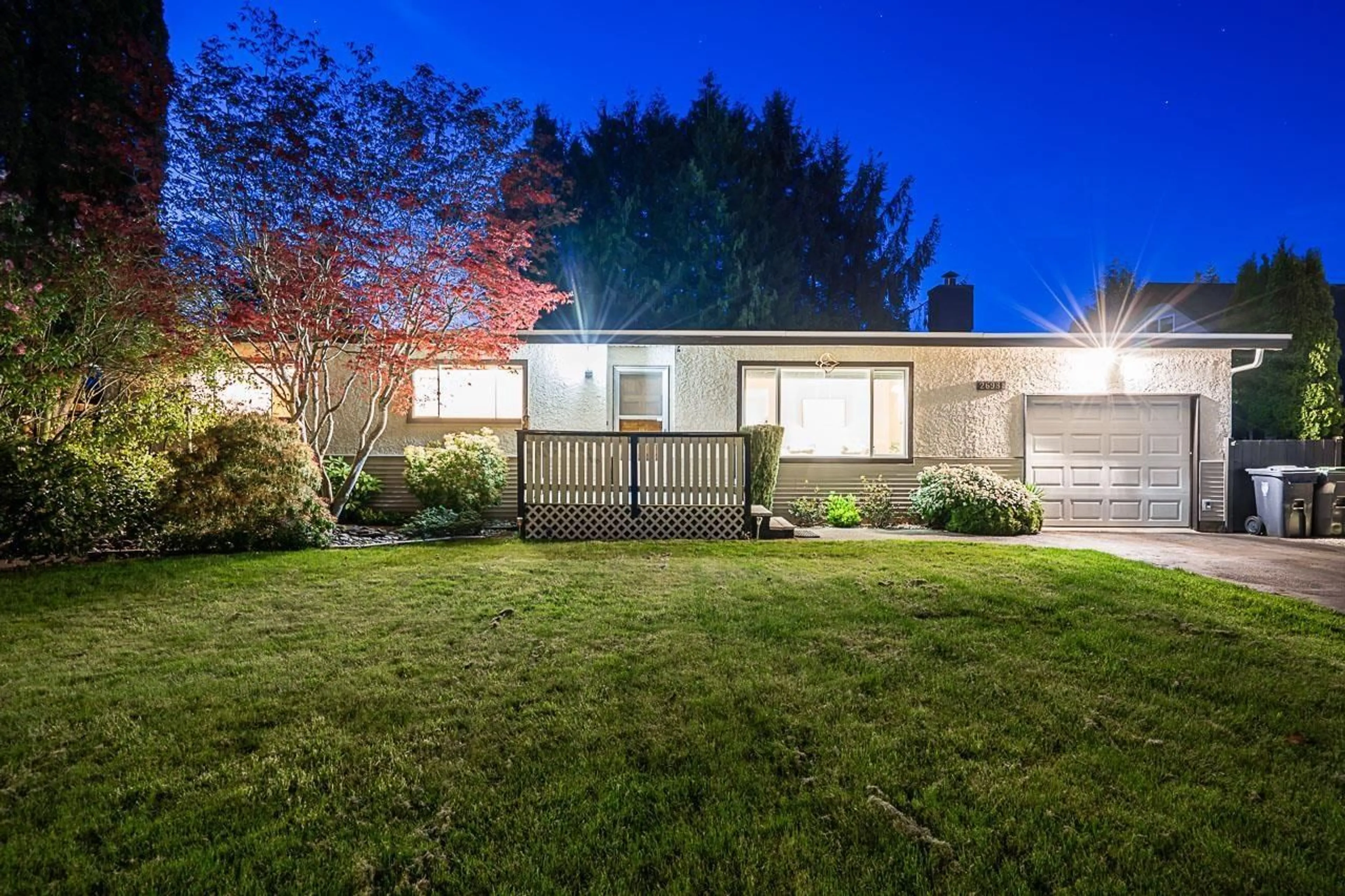 Home with vinyl exterior material, street for 26981 28B AVENUE, Langley British Columbia V4W3A5