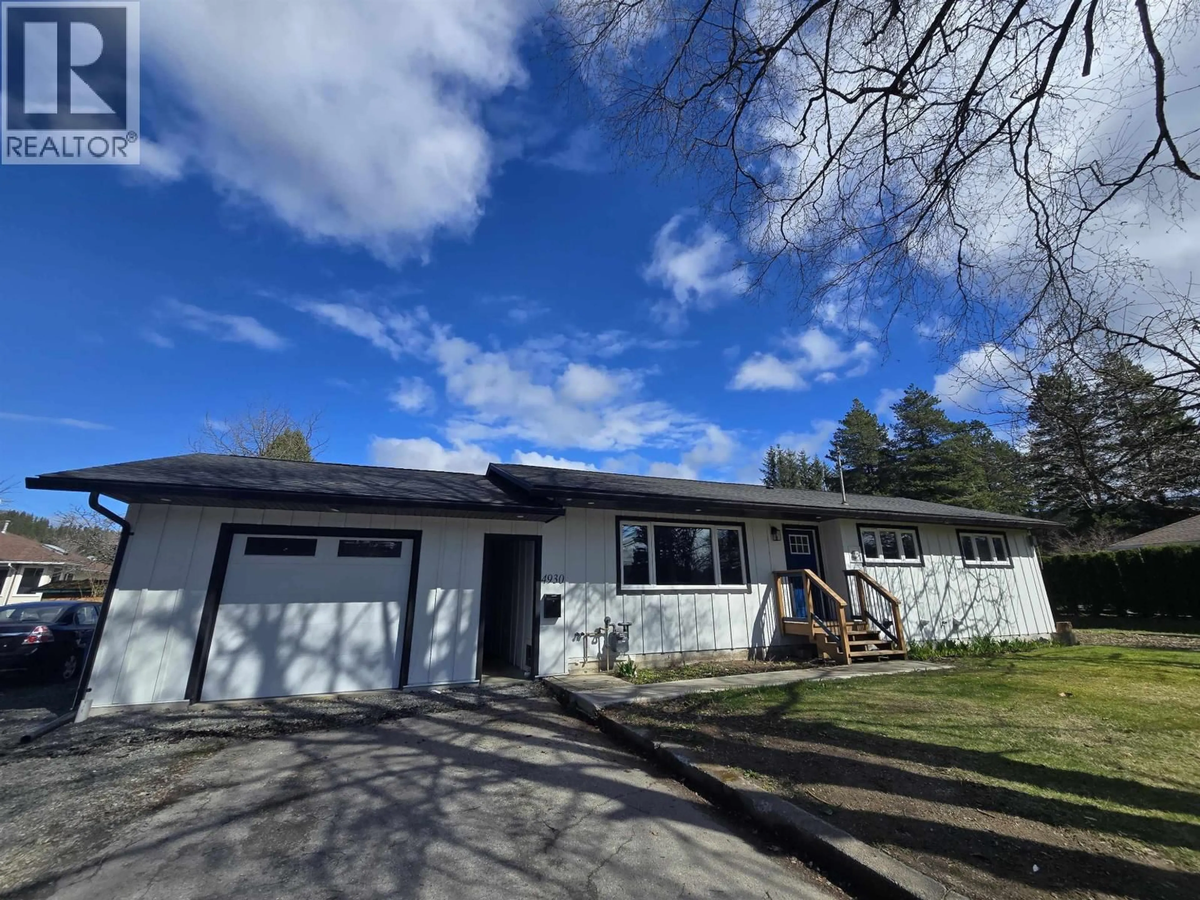 A pic from outside/outdoor area/front of a property/back of a property/a pic from drone, street for 4930 WALSH AVENUE, Terrace British Columbia V8G1Z2