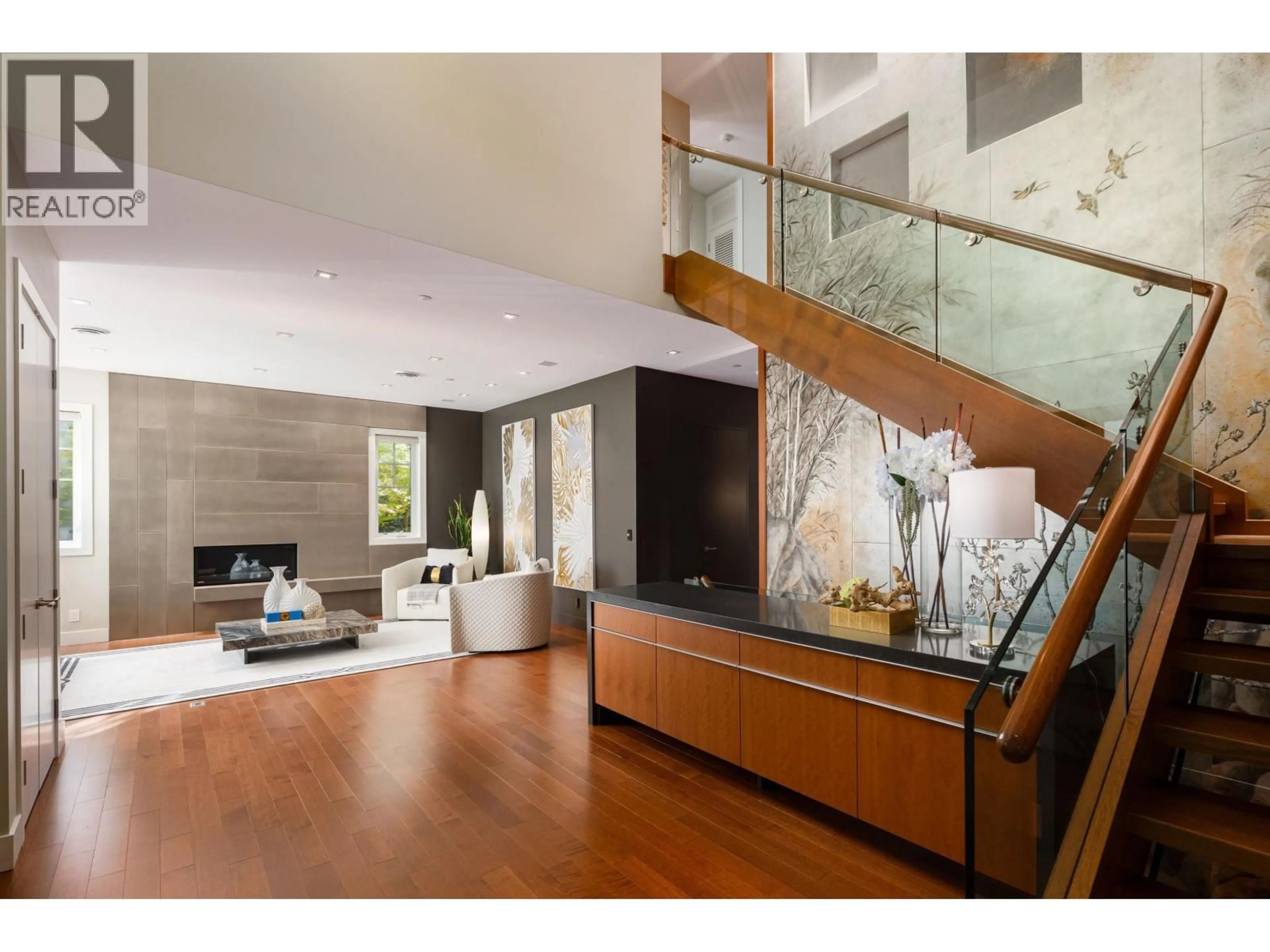 Indoor foyer for 5961 CHURCHILL STREET, Vancouver British Columbia V6M3H4