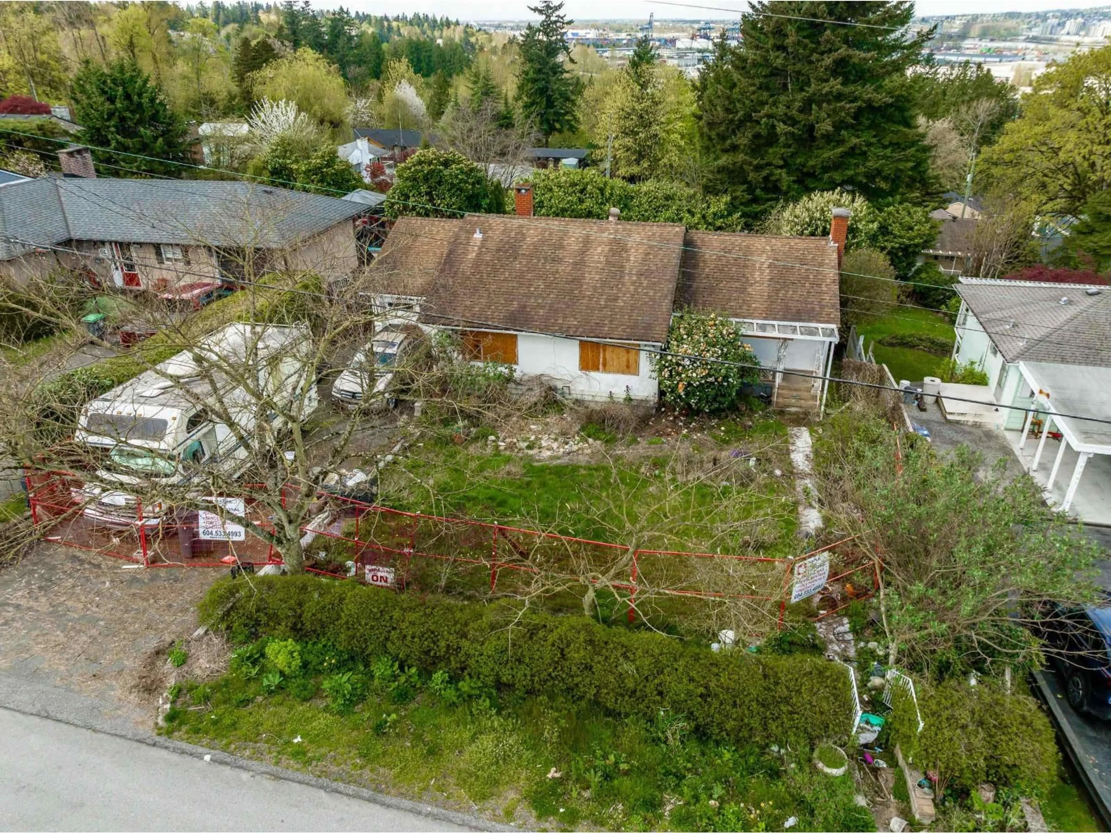 A pic from outside/outdoor area/front of a property/back of a property/a pic from drone, street for 10259 124A STREET, Surrey British Columbia V3V4W7