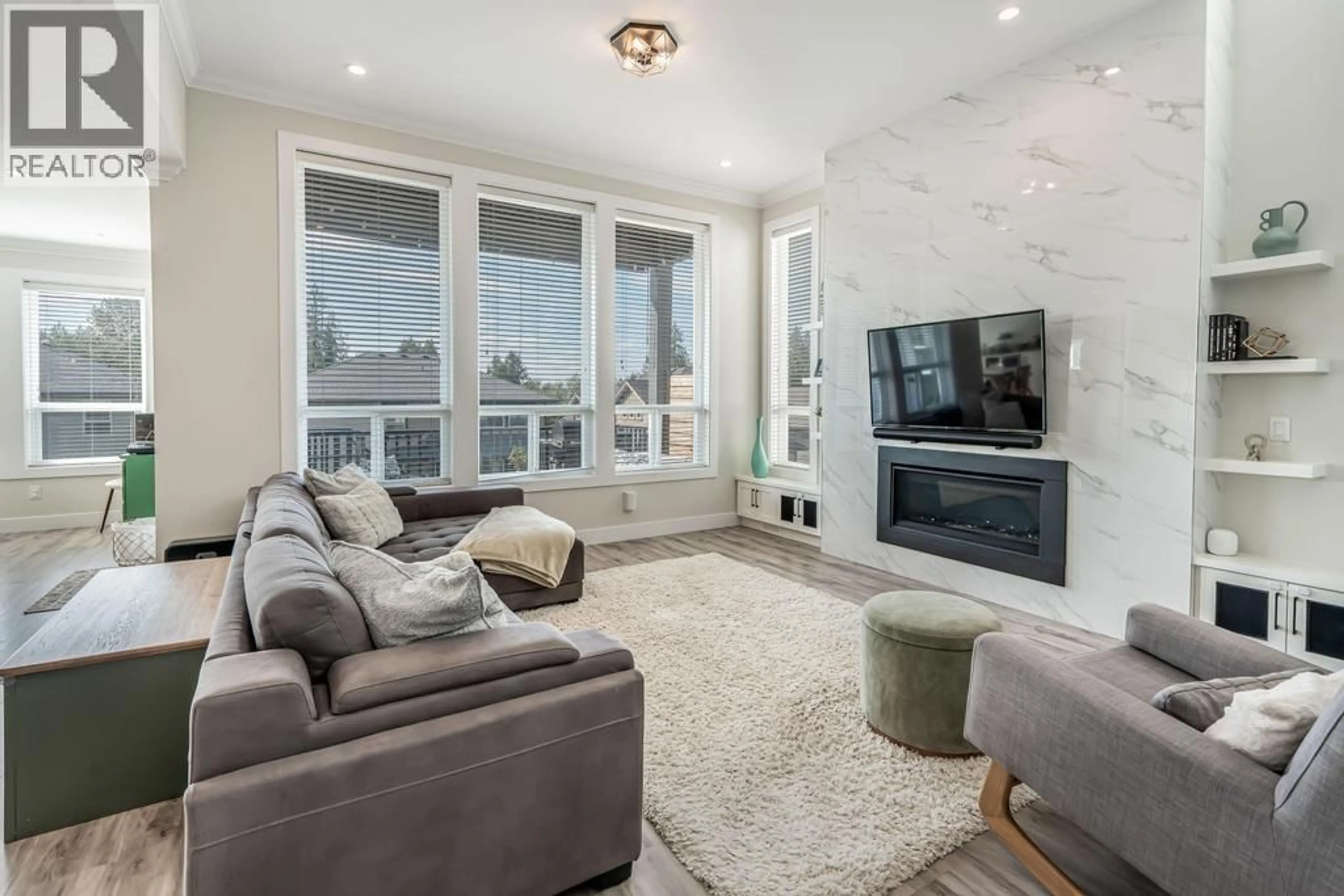 Living room with furniture, unknown for 10861 MORRISETTE PLACE, Maple Ridge British Columbia V2W1G8