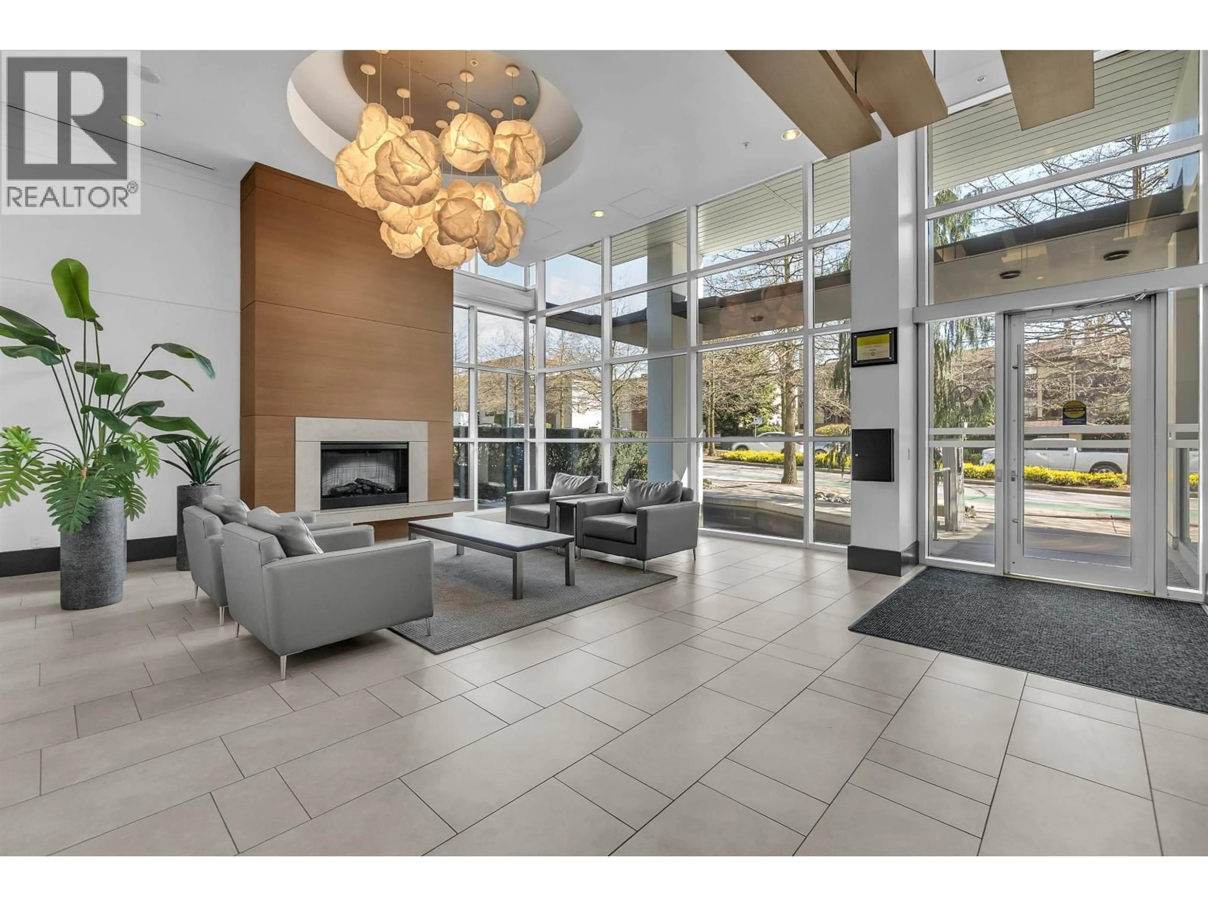 Lobby for 802 - 158 13TH STREET, North Vancouver British Columbia V7M0A7