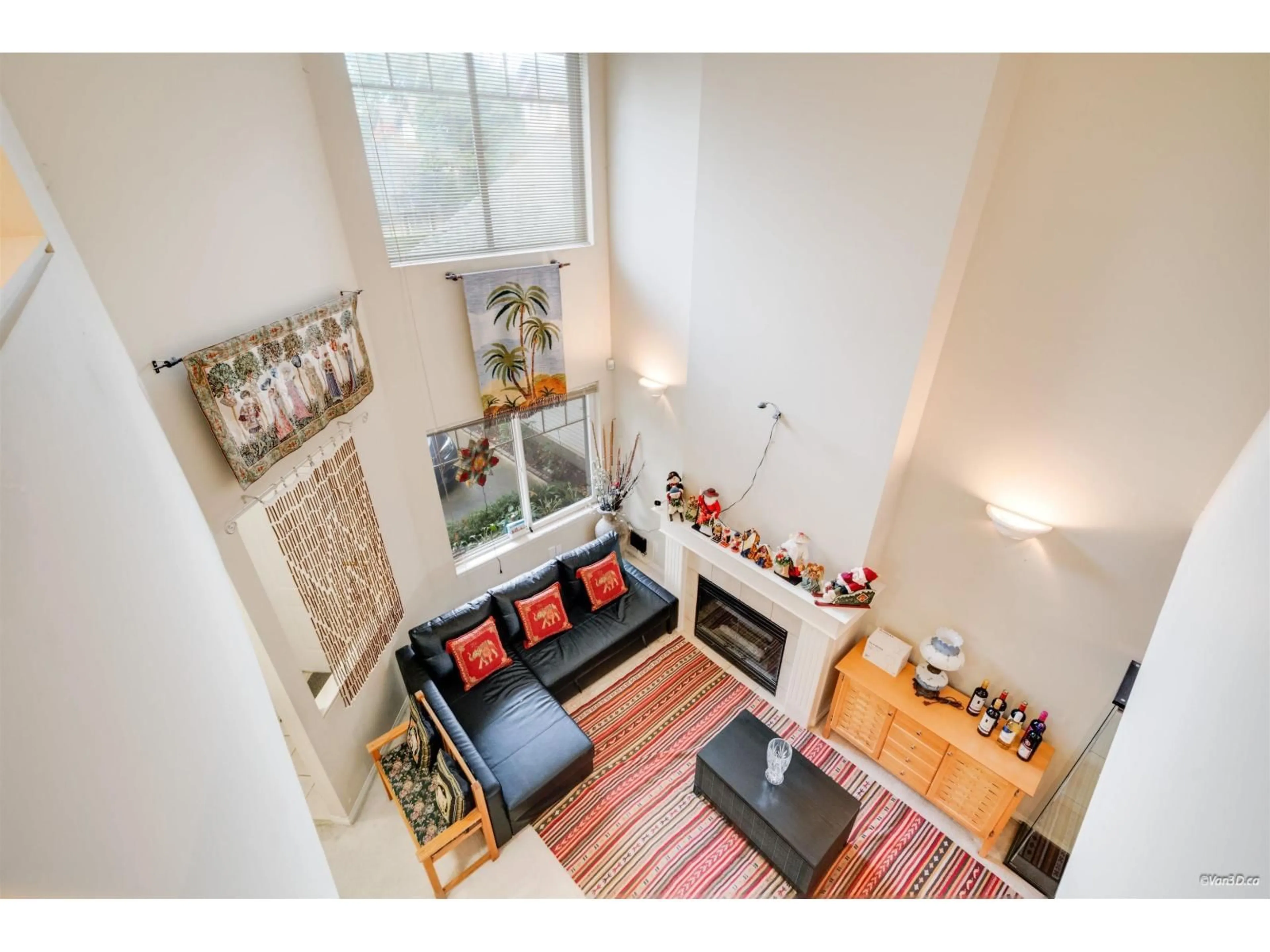 Living room with furniture, unknown for 30 - 8888 151 STREET, Surrey British Columbia V3R0Z9