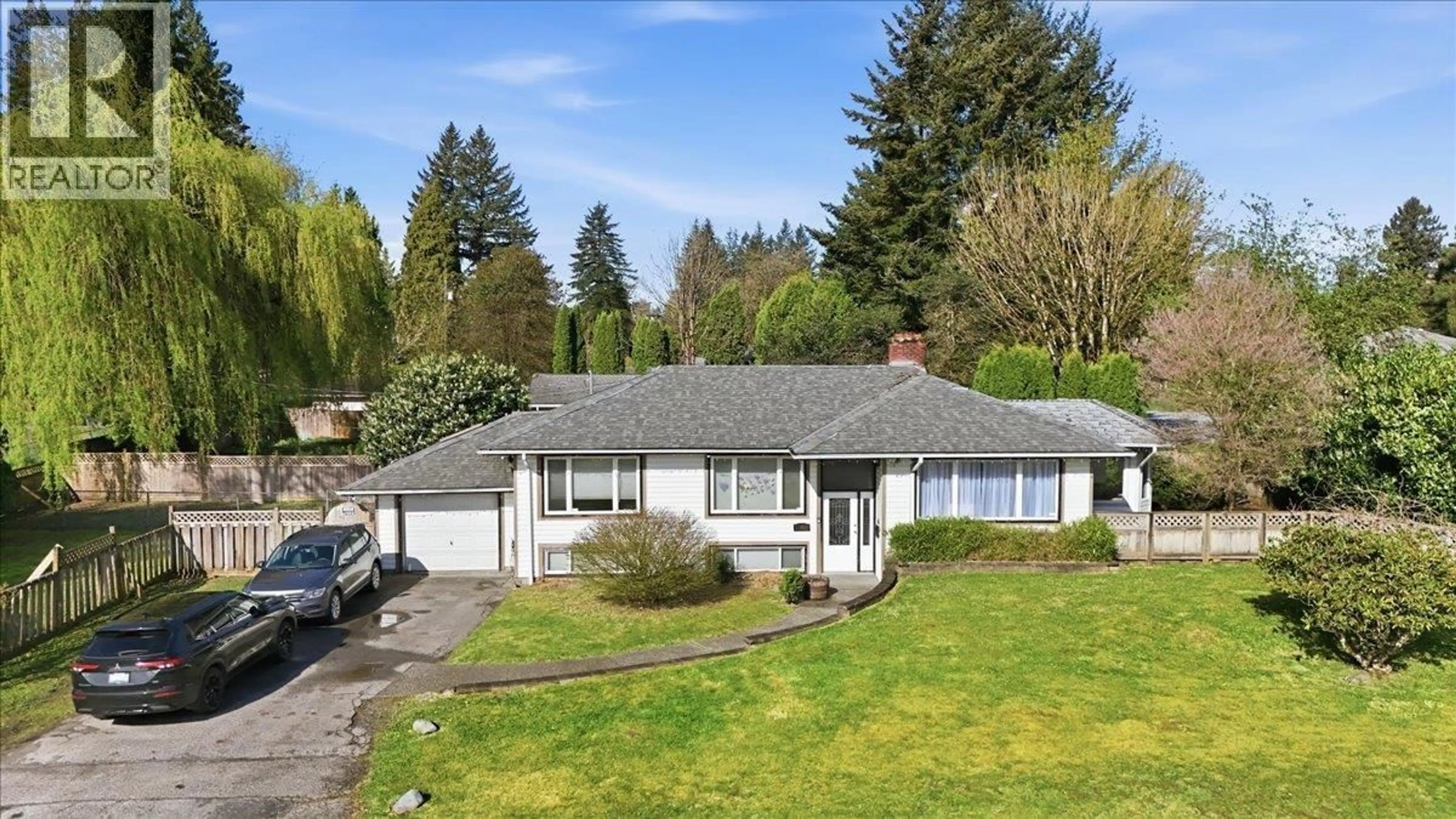 A pic from outside/outdoor area/front of a property/back of a property/a pic from drone, street for 11851 221 STREET, Maple Ridge British Columbia V2X5S4