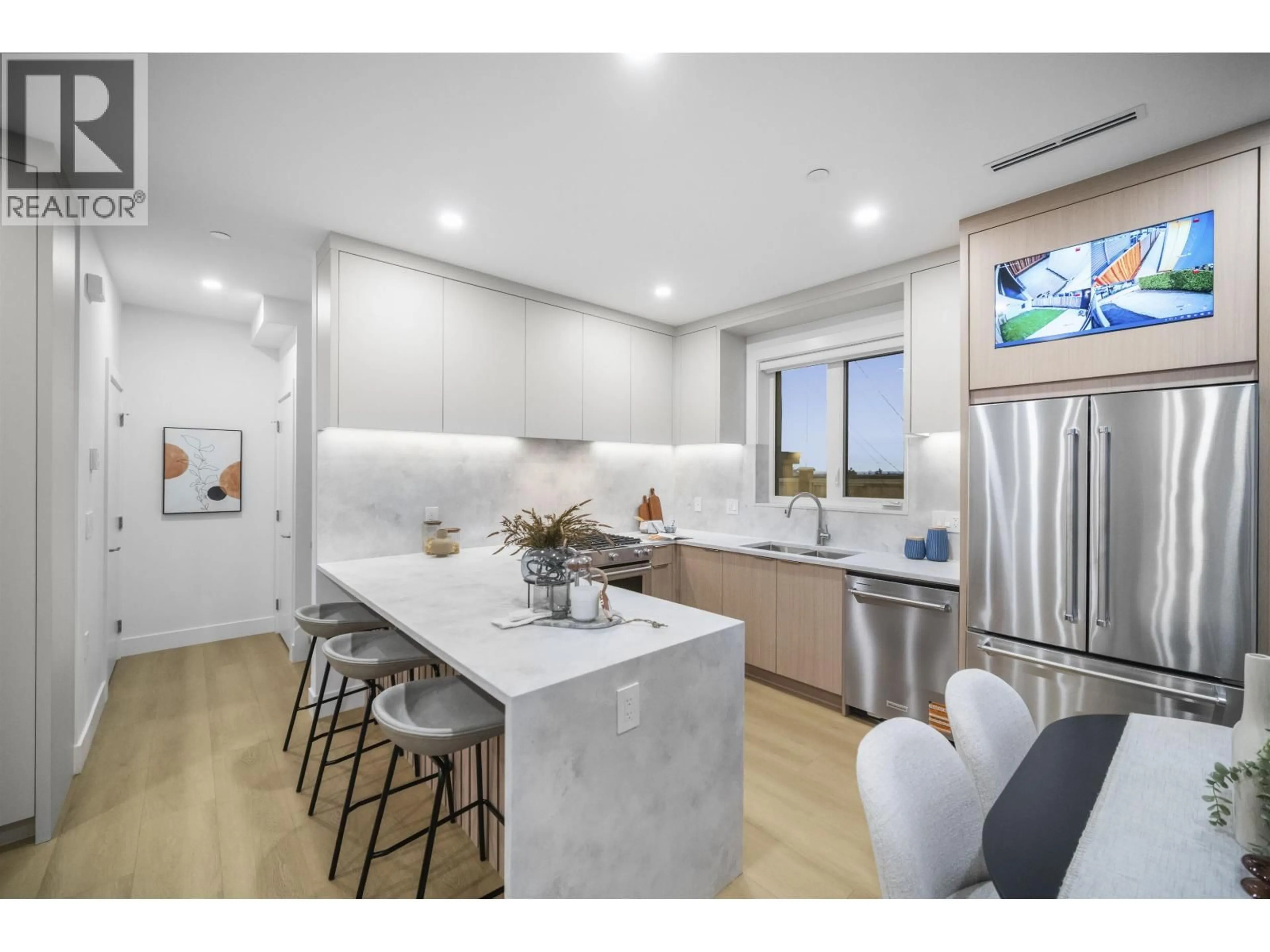 Open concept kitchen, unknown for 2 - 3623 TRIUMPH STREET, Vancouver British Columbia V5K1V4