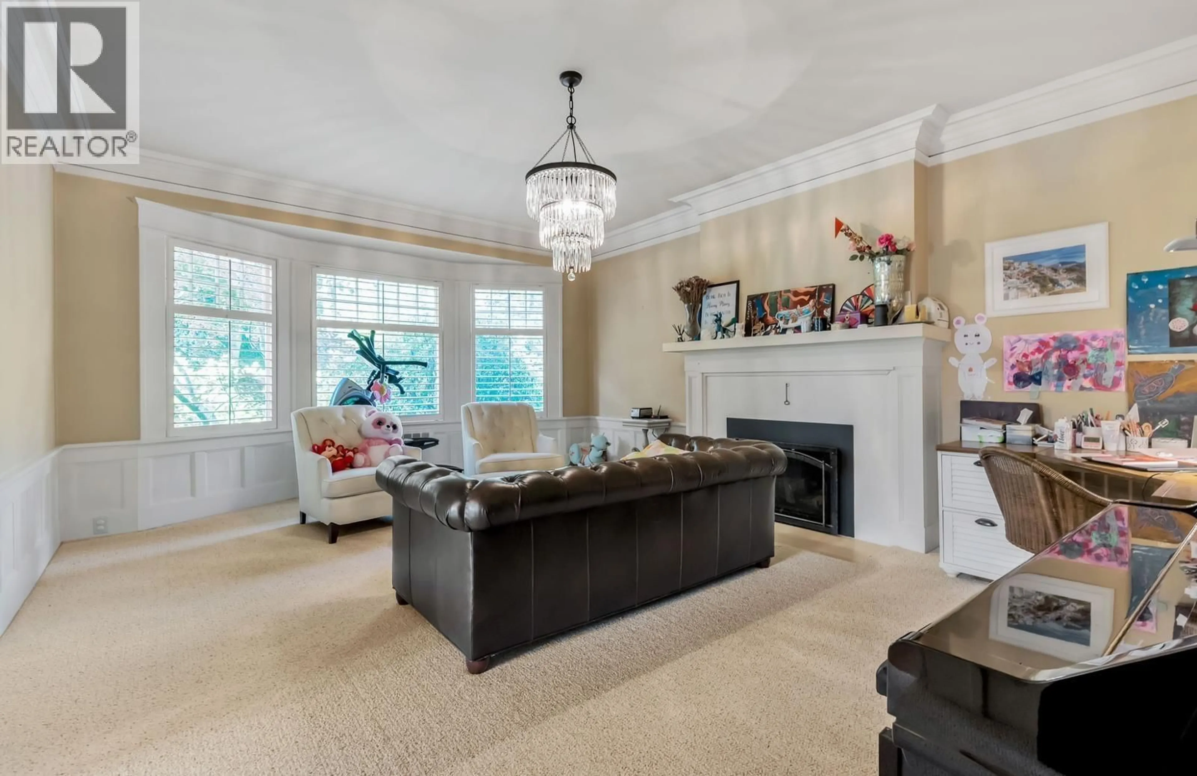 Living room with furniture, unknown for 1670 49TH AVENUE, Vancouver British Columbia V6M2S1
