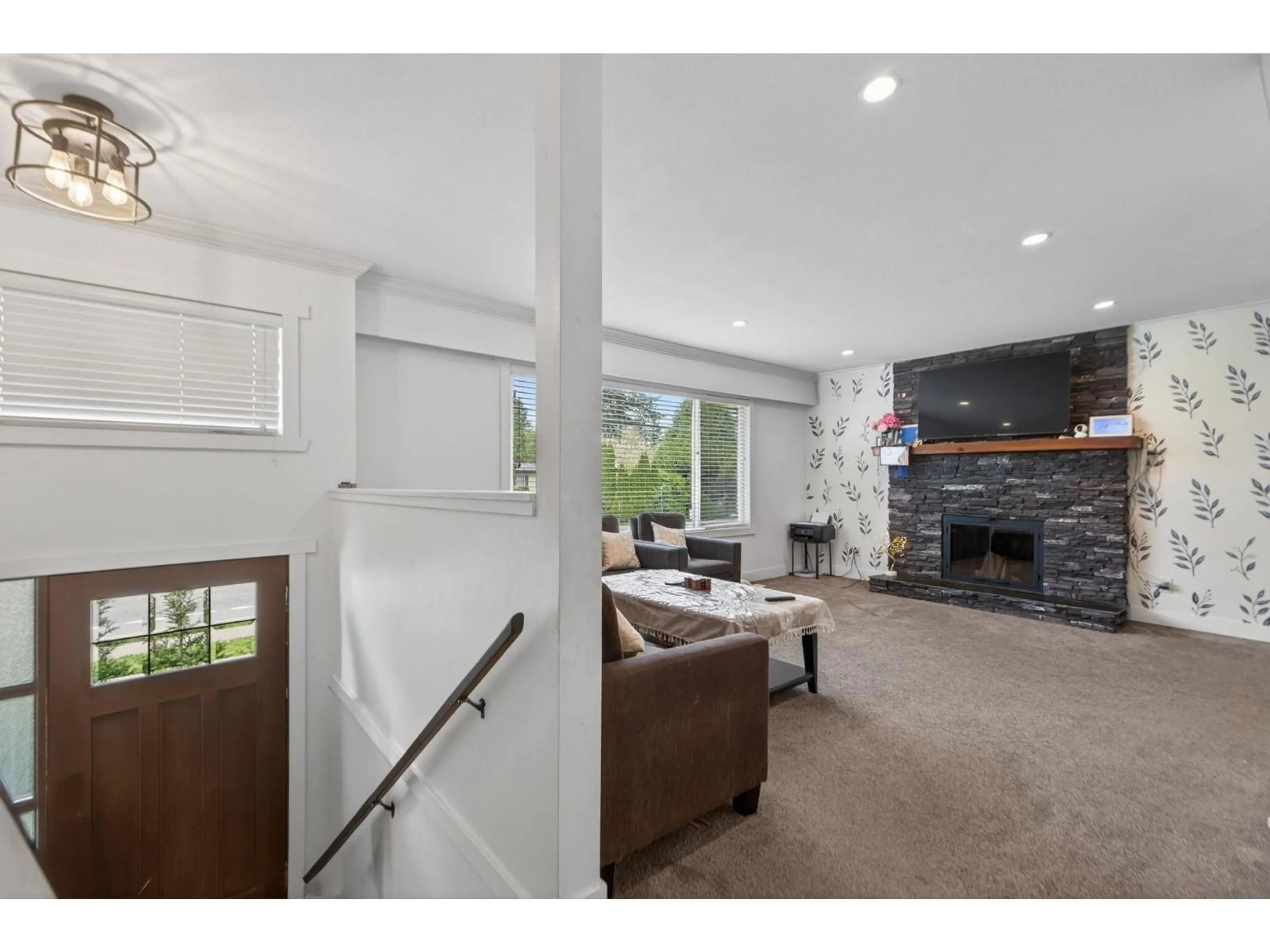 Unknown for 2924 OLD CLAYBURN ROAD, Abbotsford British Columbia V2S4G7