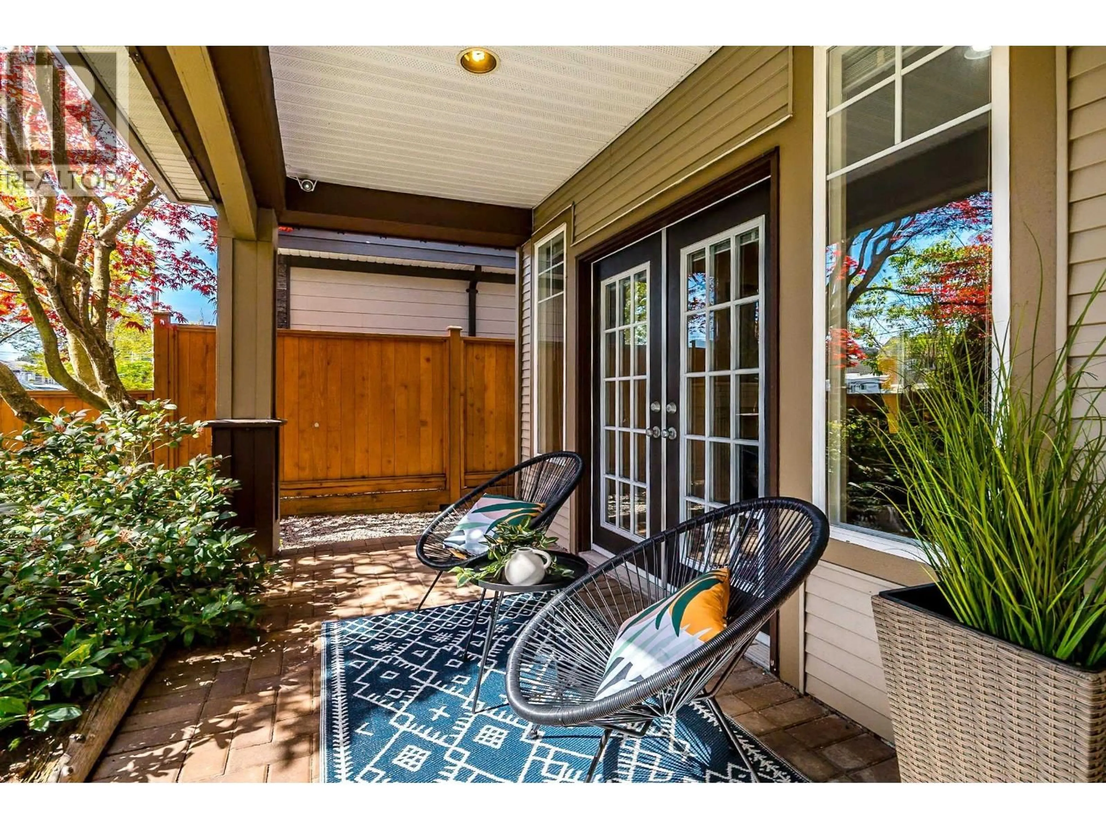 Indoor entryway for 3933 GARRY STREET, Richmond British Columbia V7E2T7