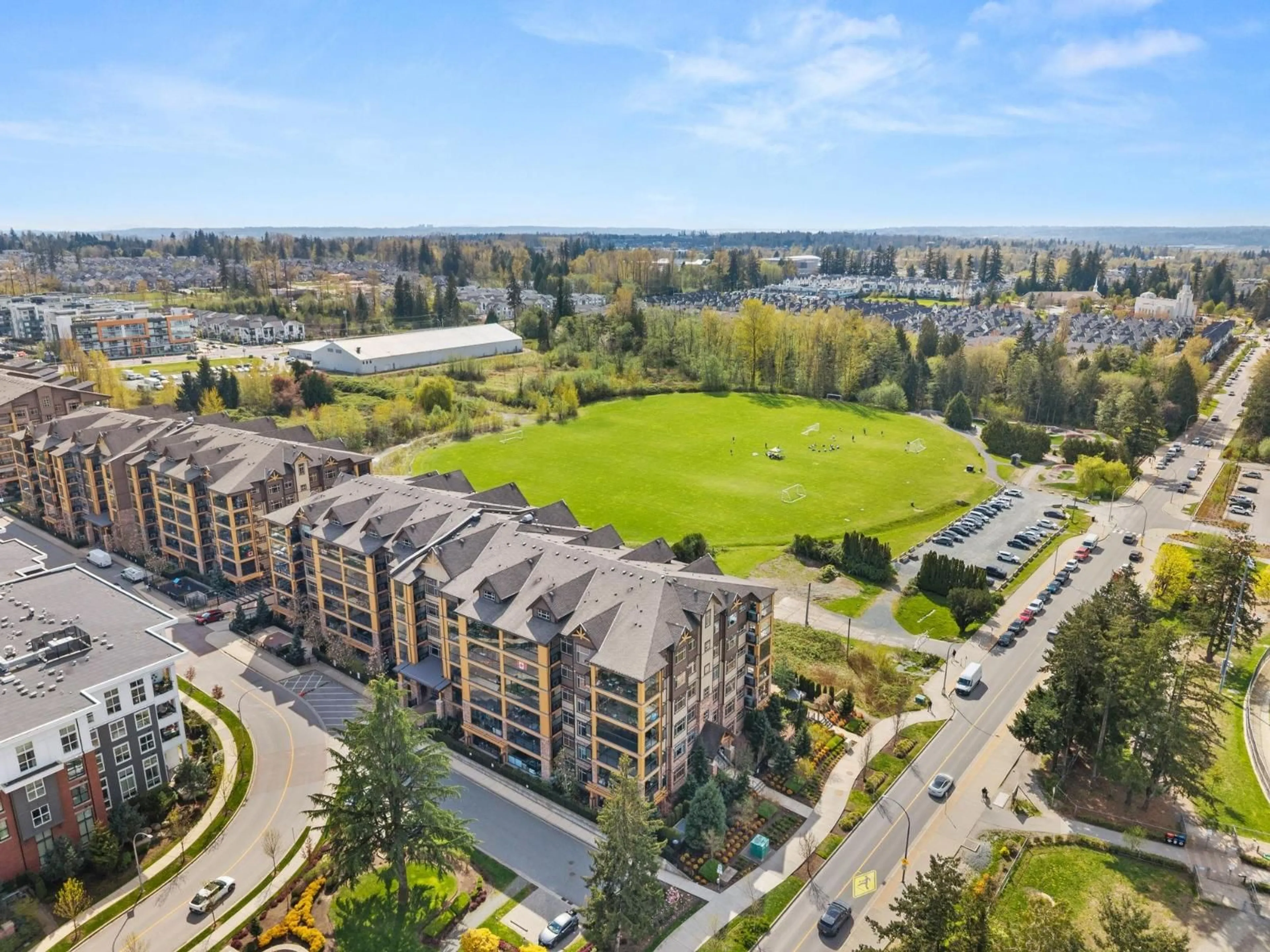 A pic from outside/outdoor area/front of a property/back of a property/a pic from drone, unknown for 327 - 8157 207 STREET, Langley British Columbia V2Y0V3