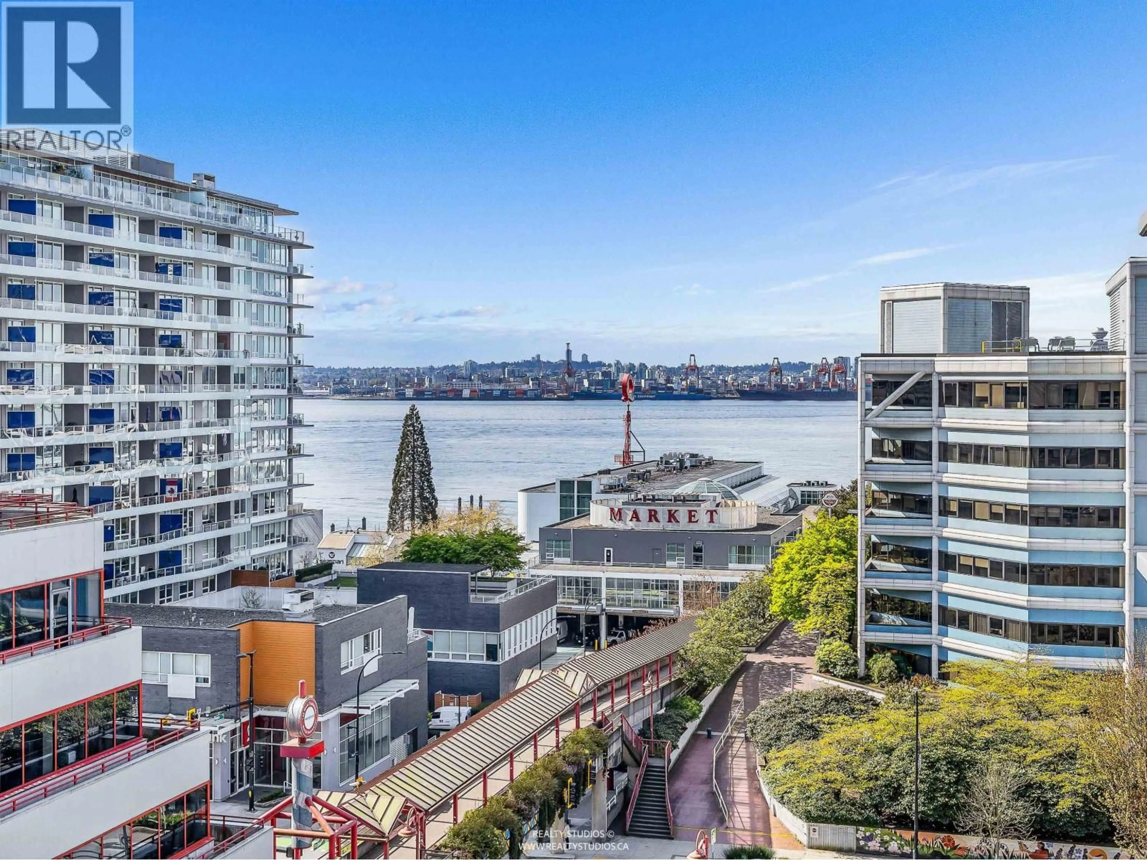 A pic from outside/outdoor area/front of a property/back of a property/a pic from drone, city buildings view from balcony for 701 - 155 1ST STREET, North Vancouver British Columbia V7M3N8