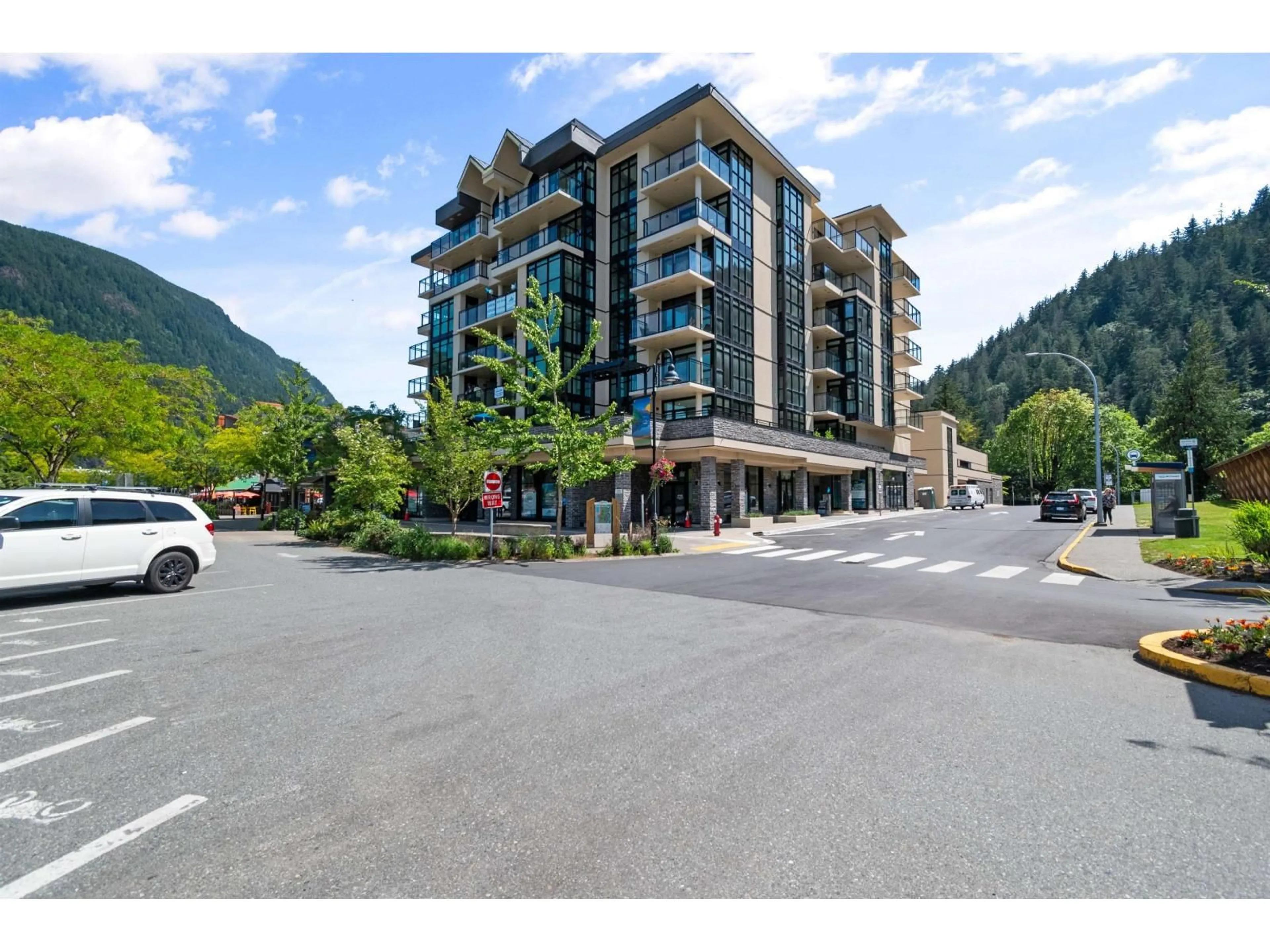 Unknown for 605 - 120 ESPLANADE AVENUE, Harrison Hot Springs British Columbia V0M1K0