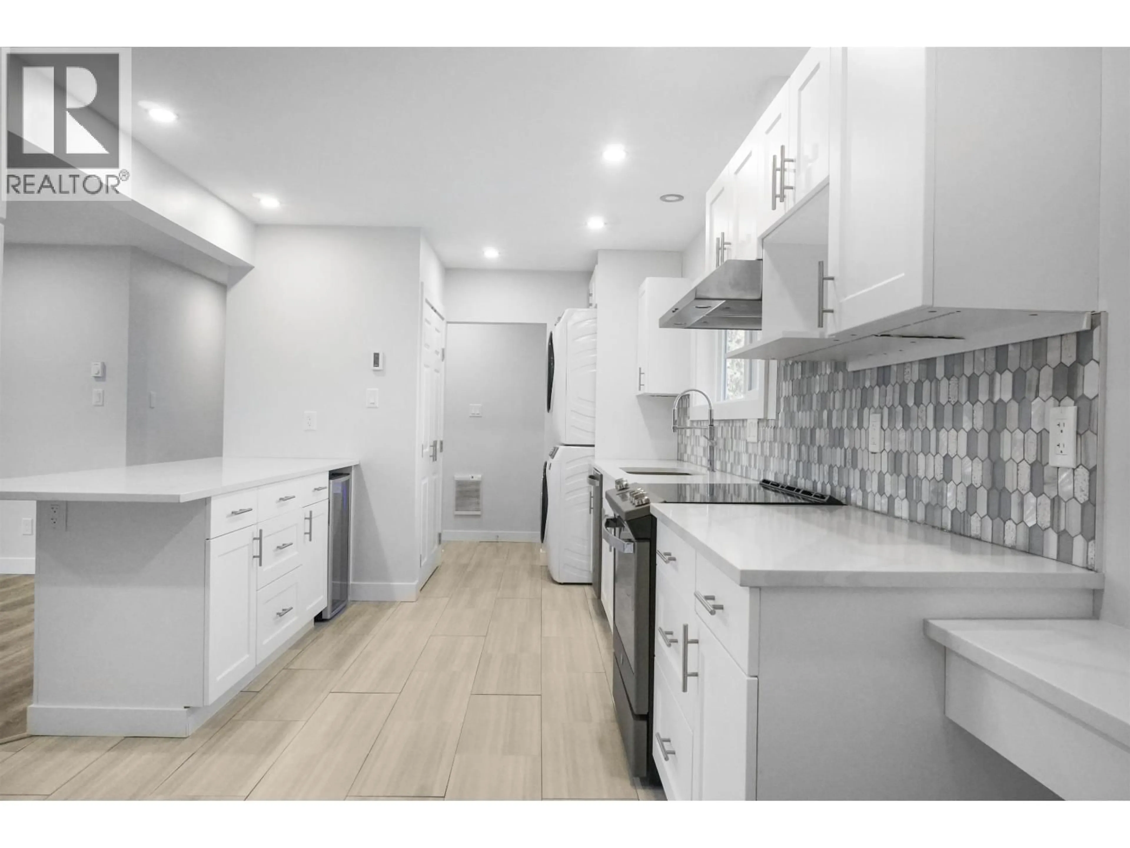 Standard kitchen, unknown for 13 YUKON STREET, Kitimat British Columbia V8C1Z3