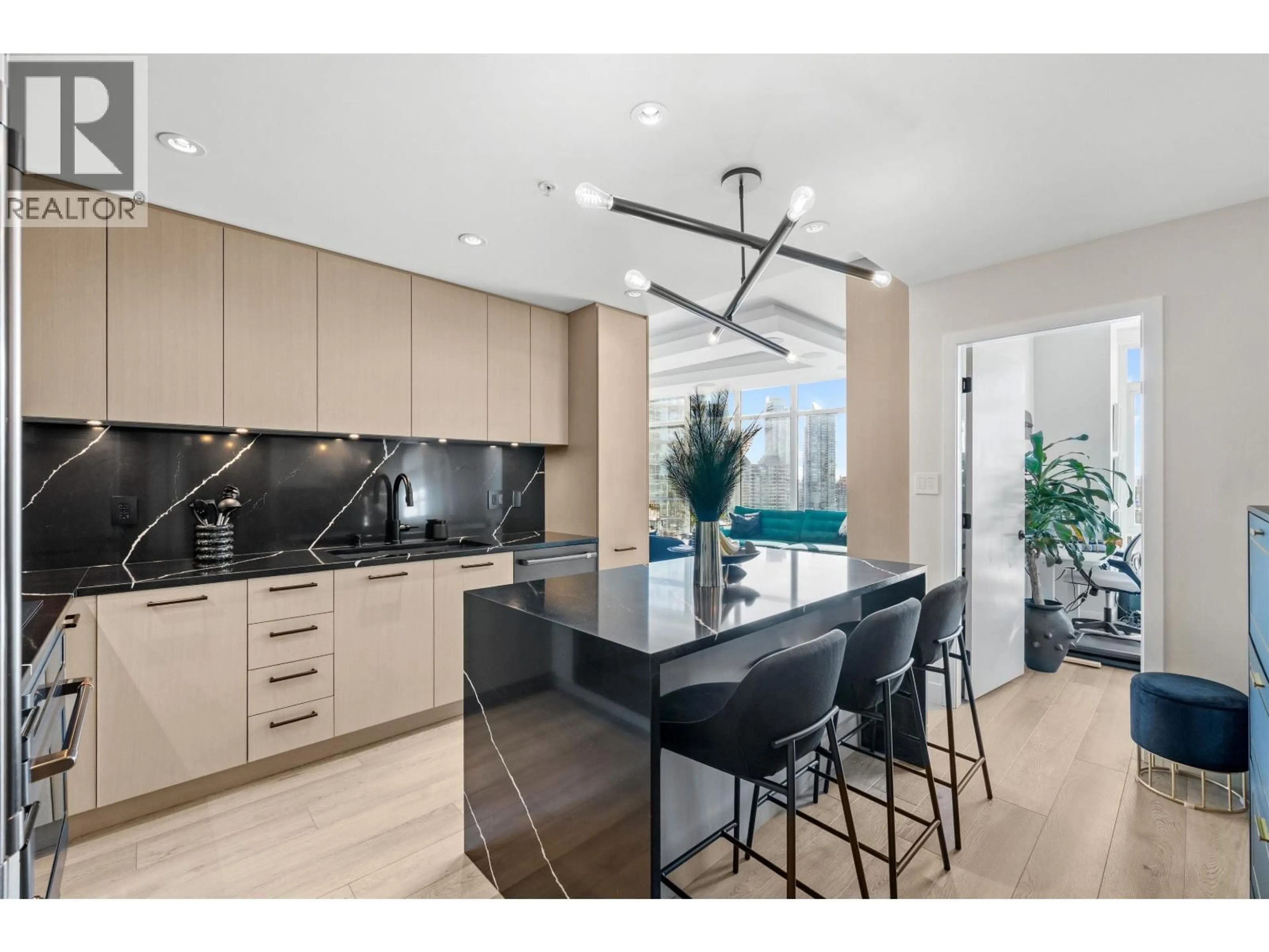 Contemporary kitchen, unknown for 2110 - 1788 GILMORE AVENUE, Burnaby British Columbia V5C0L5