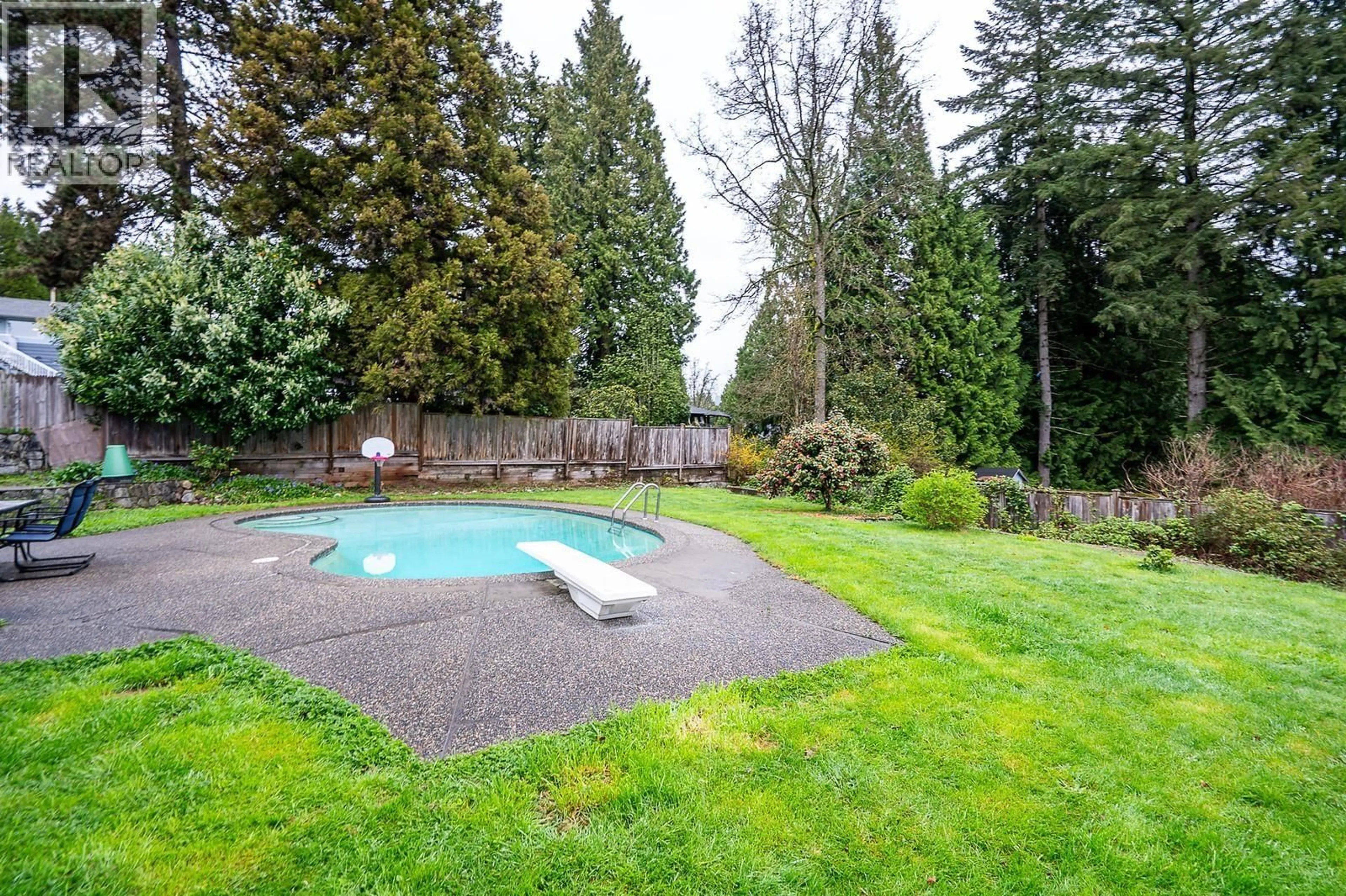 Pool for 1440 MOUNTAIN HIGHWAY, North Vancouver British Columbia V7J2M3