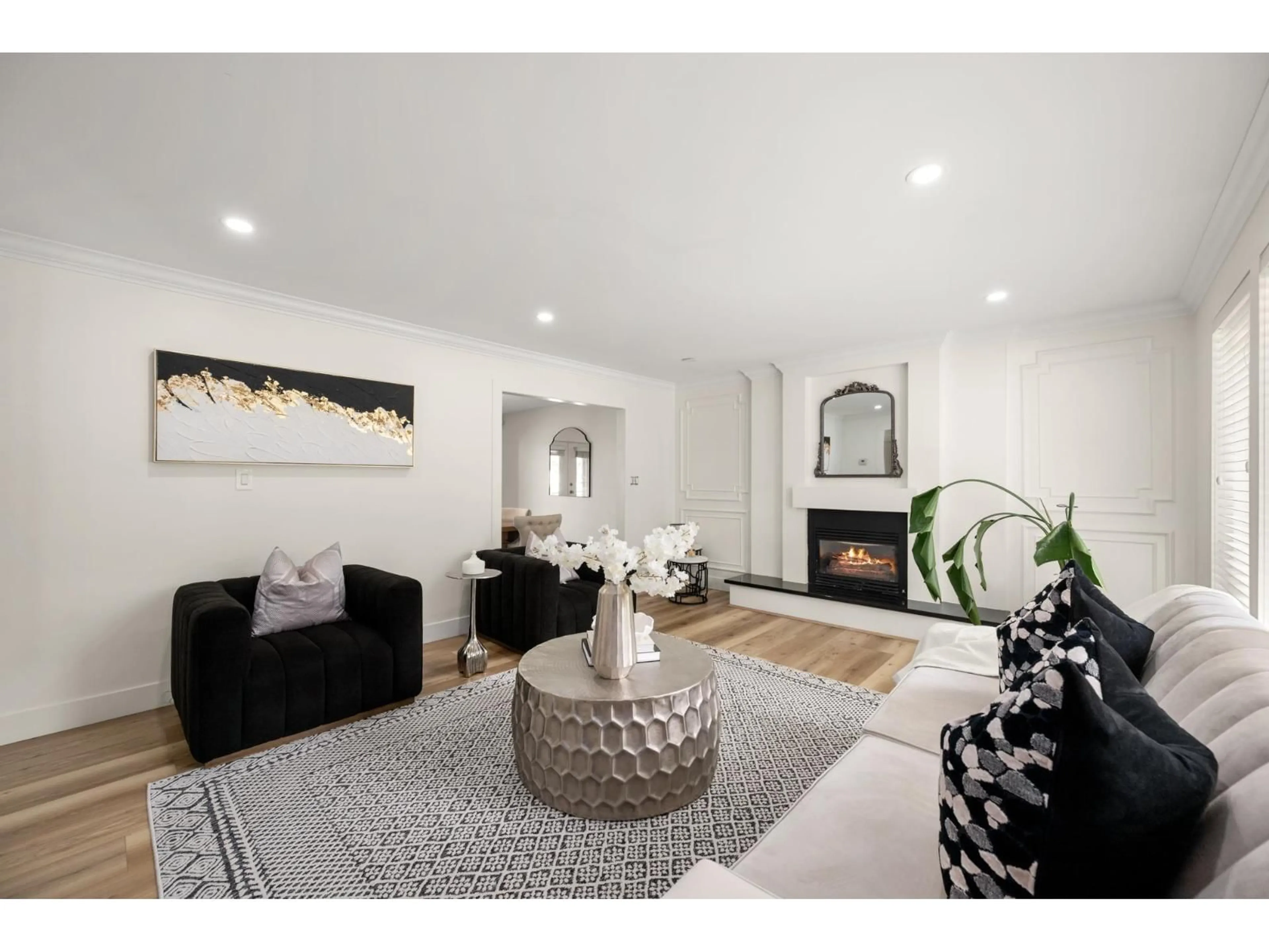 Living room with furniture, unknown for 11473 ROYAL CRESCENT, Surrey British Columbia V3V6V5